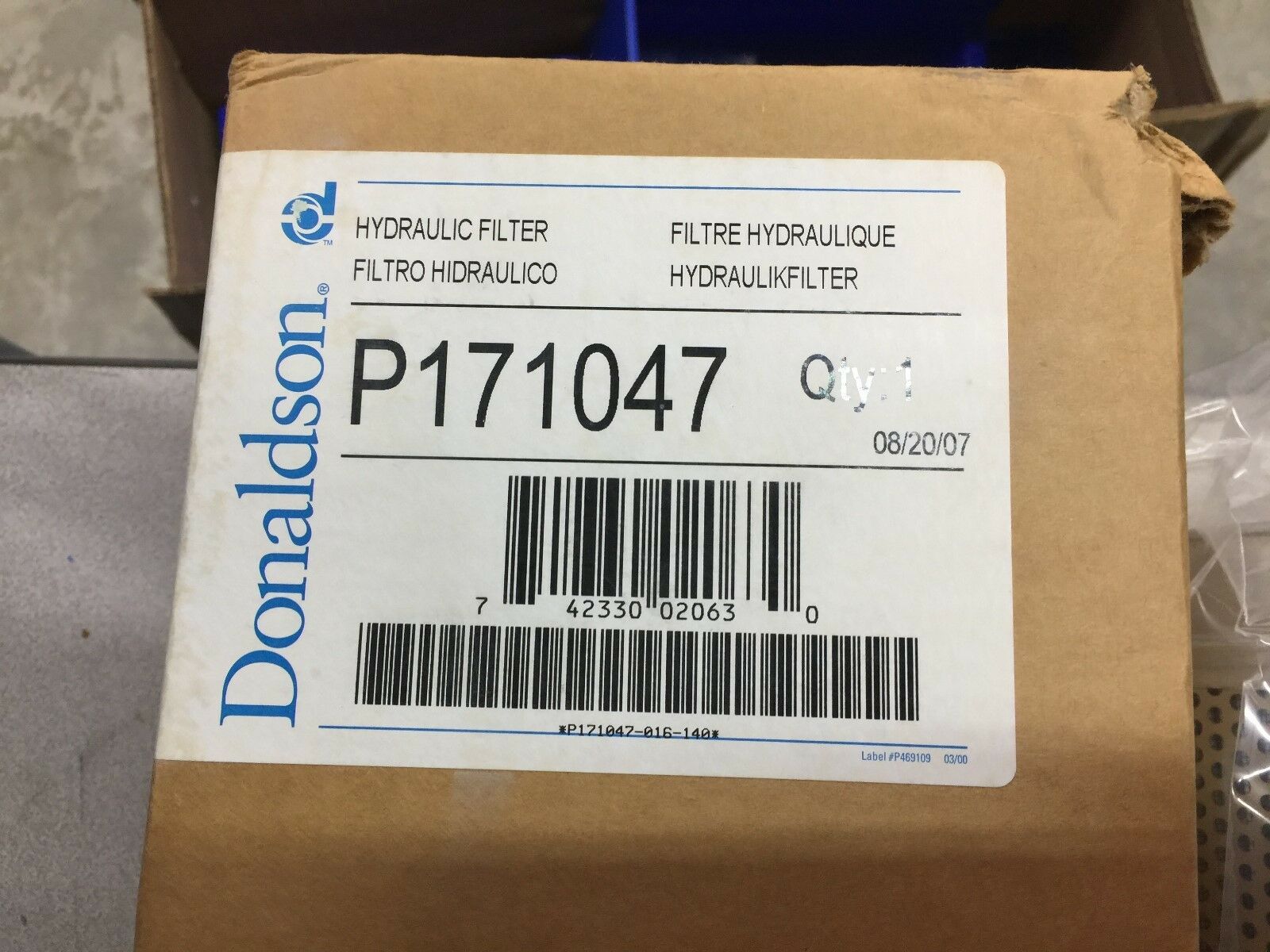 NEW IN BOX DONALDSON HYDRAULIC FILTER P171047