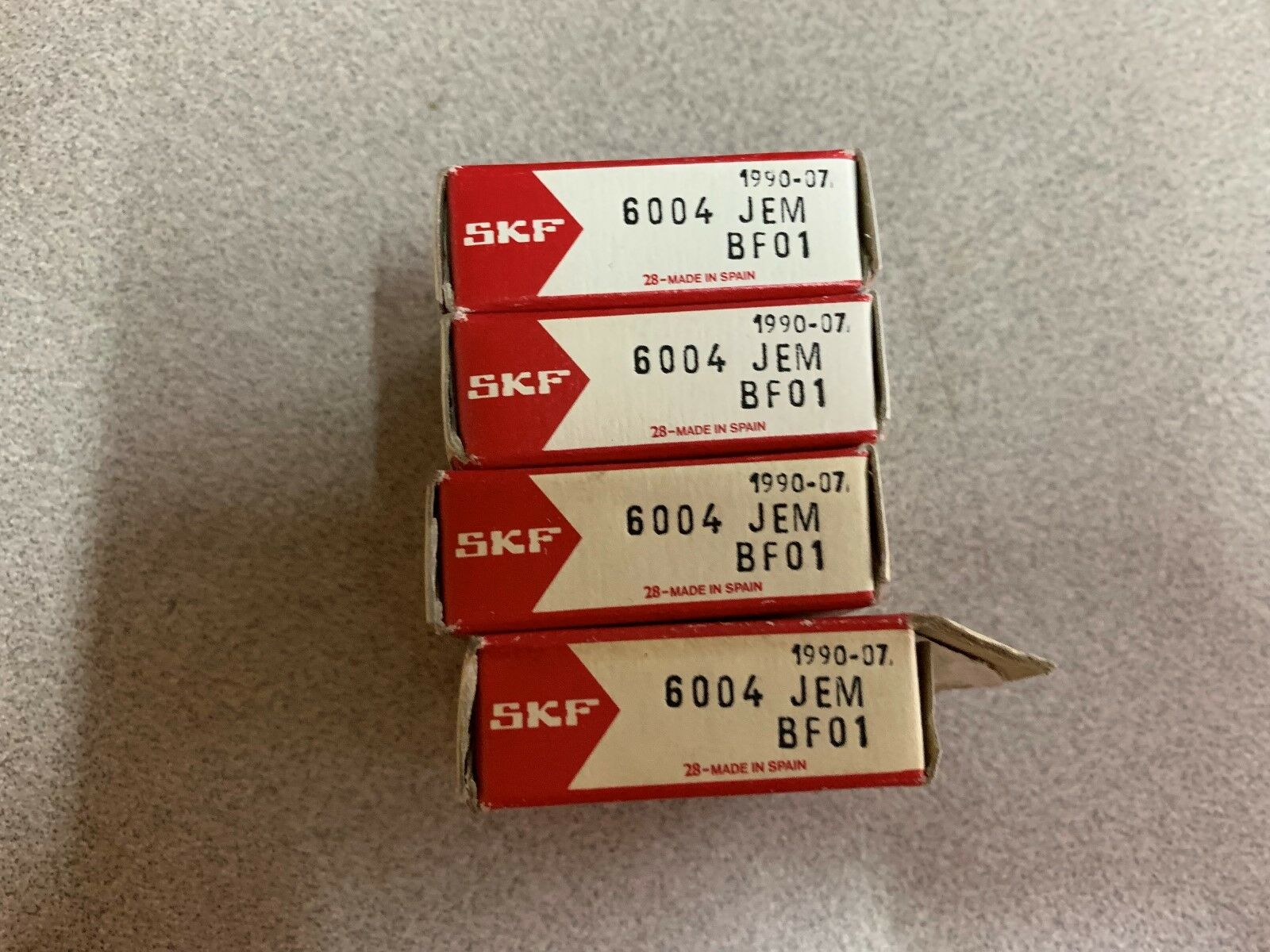 LOT OF 4 NEW IN BOX SKF BEARING 6004 JEM BF01