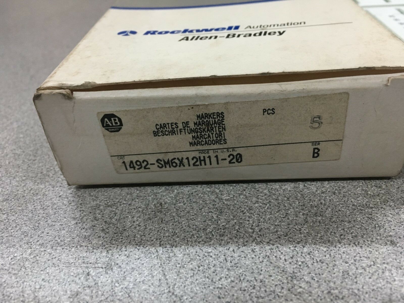 NEW BOX OF 5 ALLEN-BRADLEY SNAP-IN MARKERS 1492-SM6X12H11-20 SERIES B