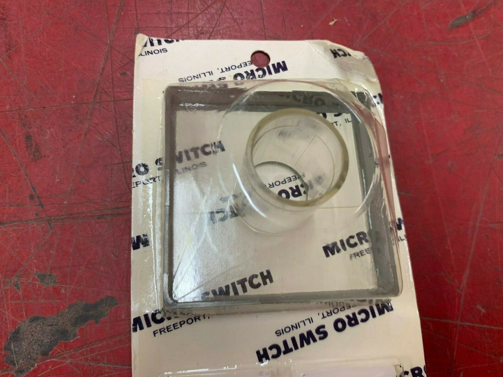 NEW IN PACKAGE MICRO SWITCH PILOT LIGHT COVER 906B0B