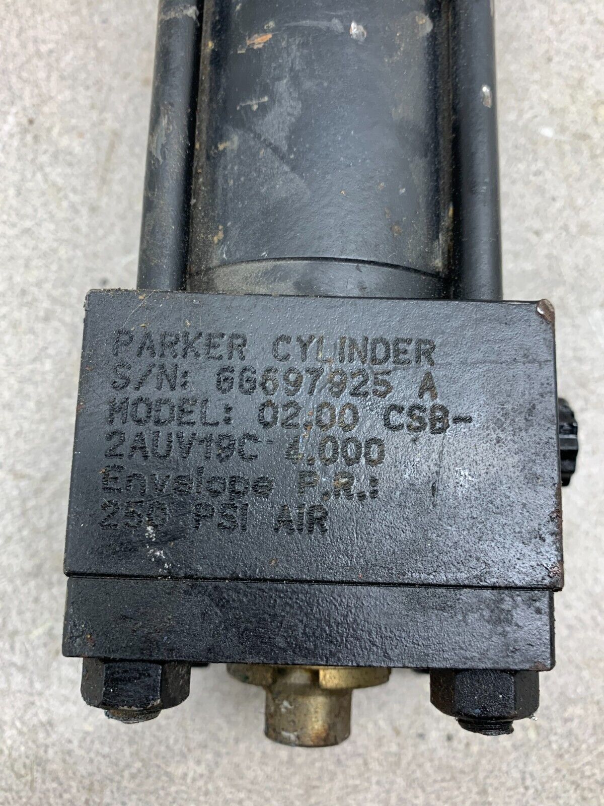 NEW NO BOX PARKER SERIES 2A CYLINDER 02.00 CSB2AUV19C 4.000