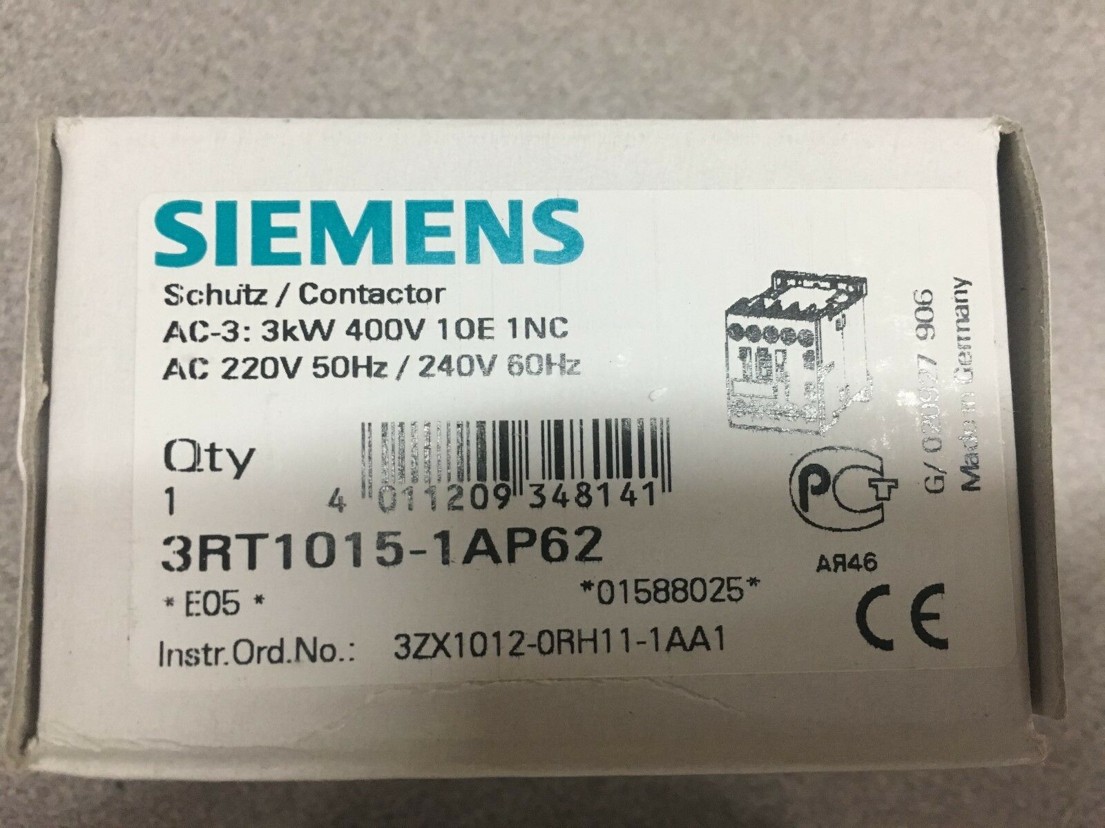 NEW IN BOX SIEMENS CONTACTOR 3RT1015-1AP62