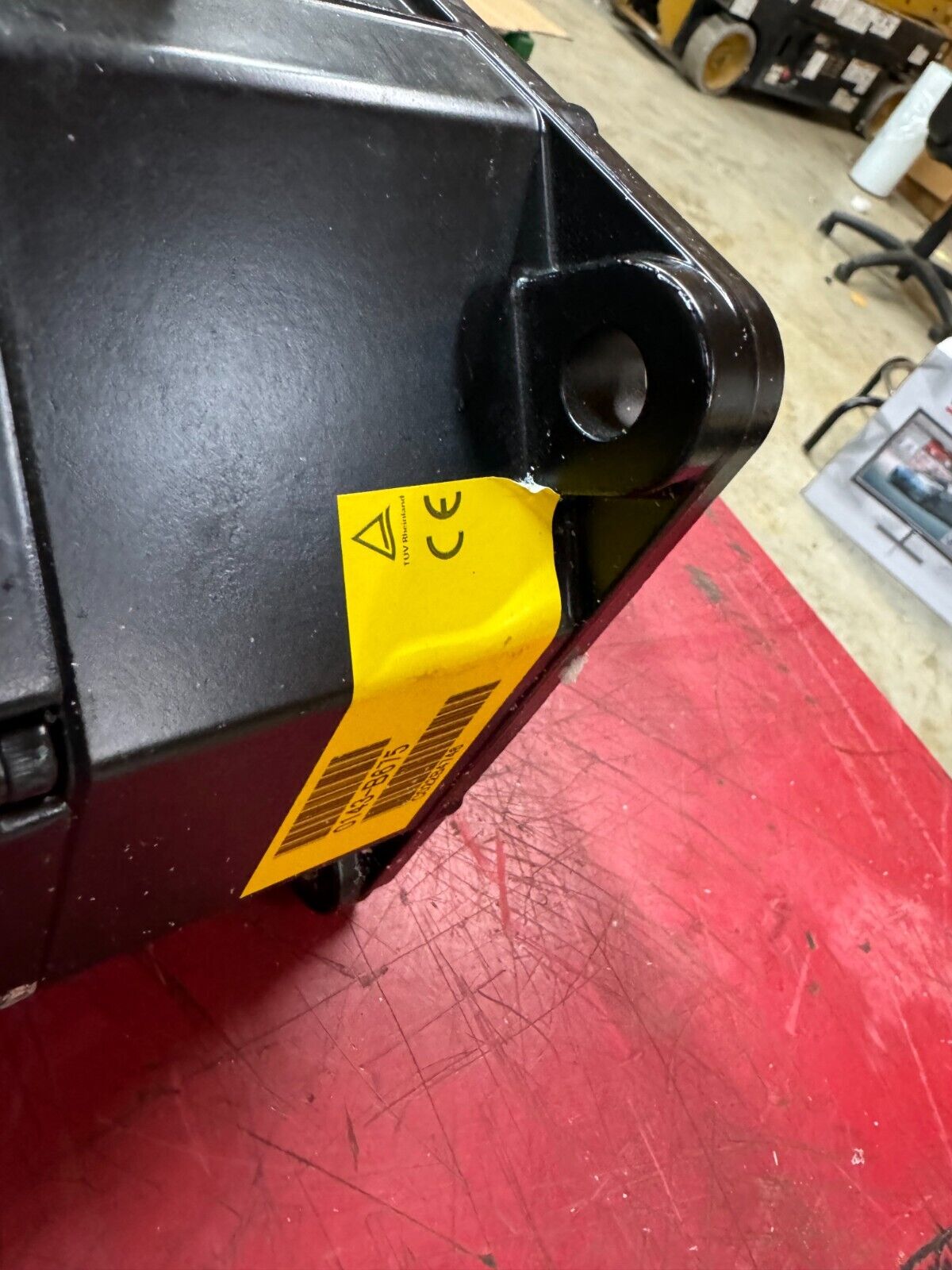 NEW NO BOX FANUC AC SERVO MOTOR A06B-0143-B675