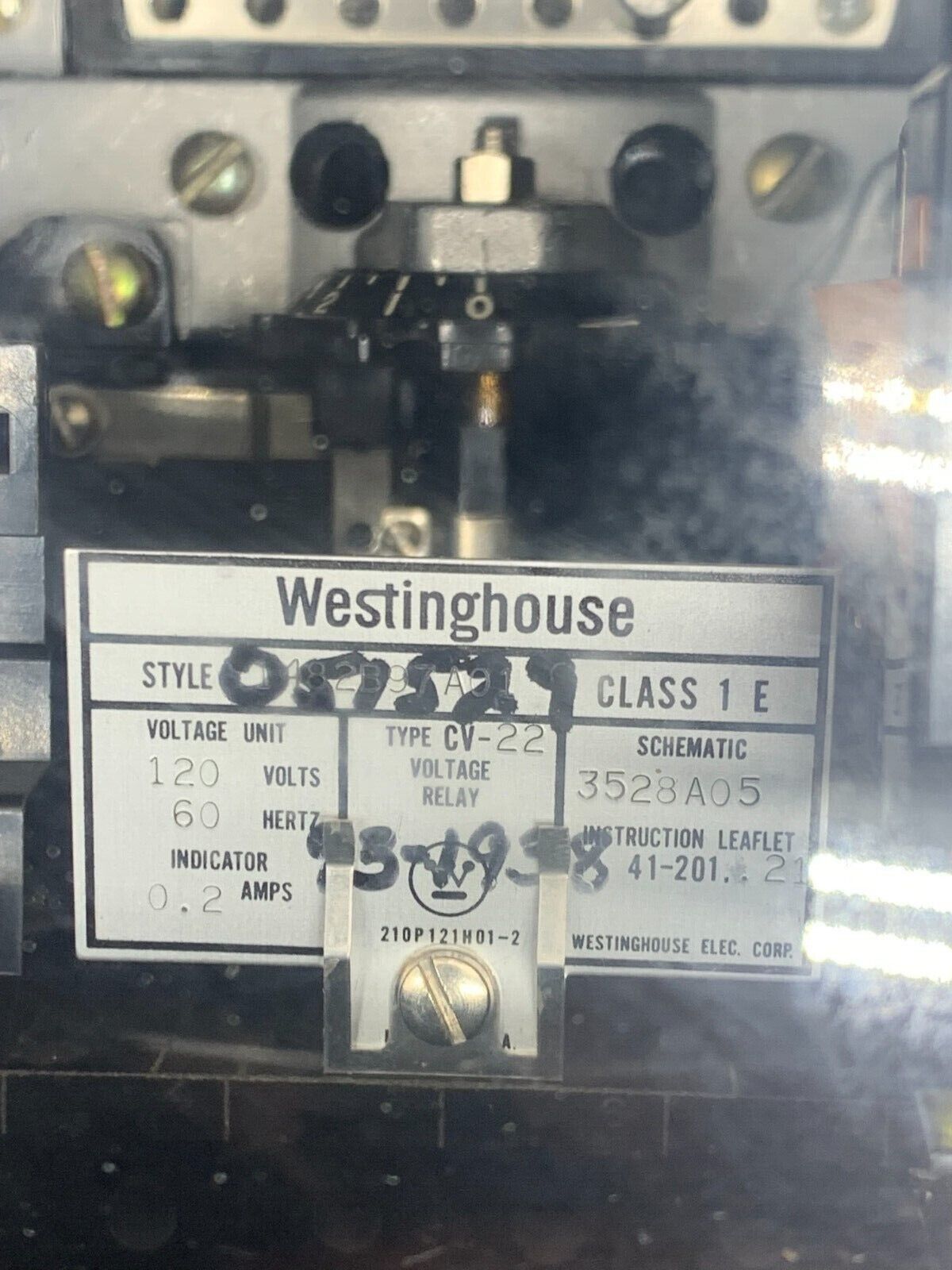 NEW IN BOX WESTINGHOUSE CV22 VOLTAGE RELAY 1482B97A01