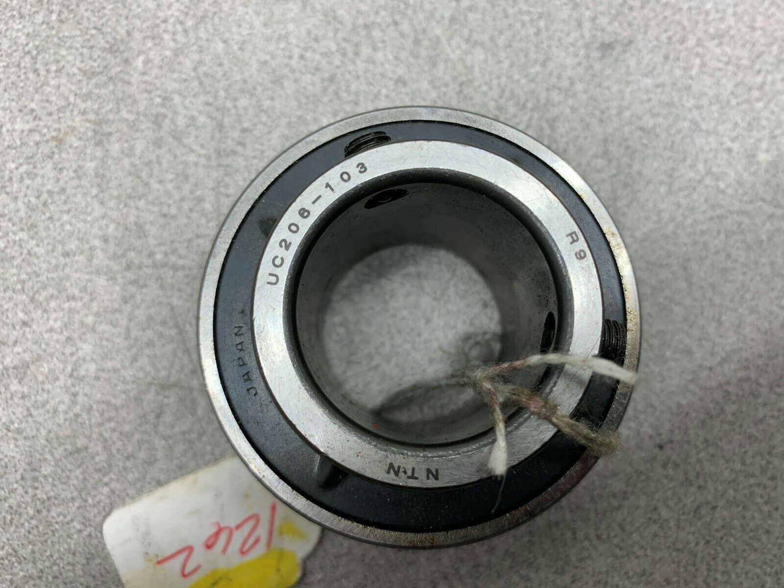 NEW NO BOX NTN  BEARING UC206-103