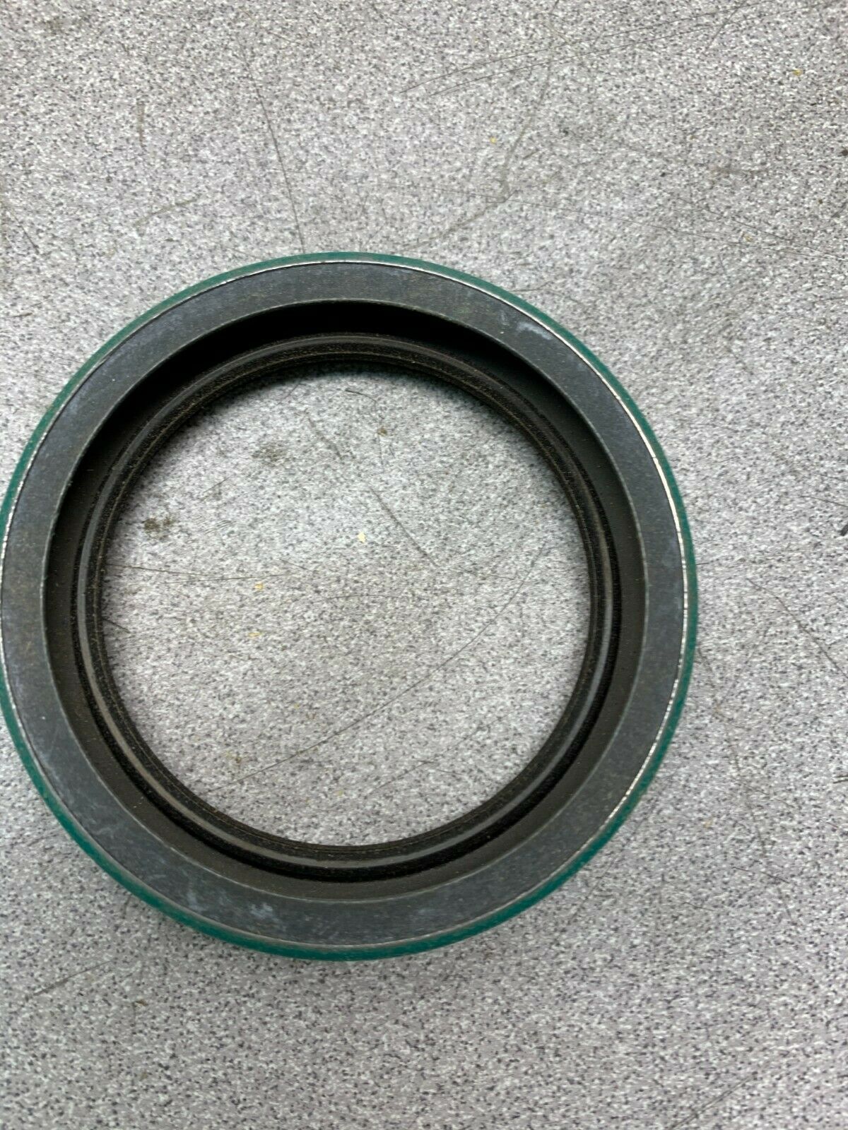 NEW IN BOX CHICAGO RAWIDE OIL SEAL 22340