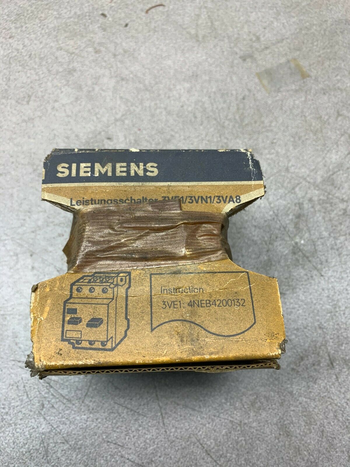 NEW IN BOX SIEMENS STARTER SWITCH 3VE1010-2H