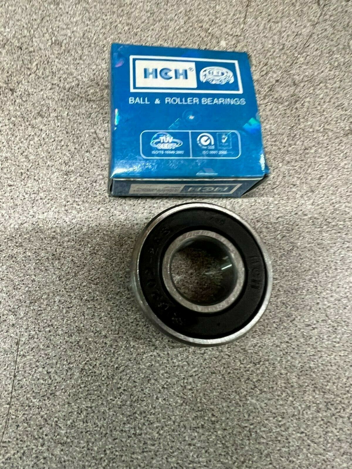 LOT OF 4 NEW IN BOX HCH BALL BEARING 6202 2RS