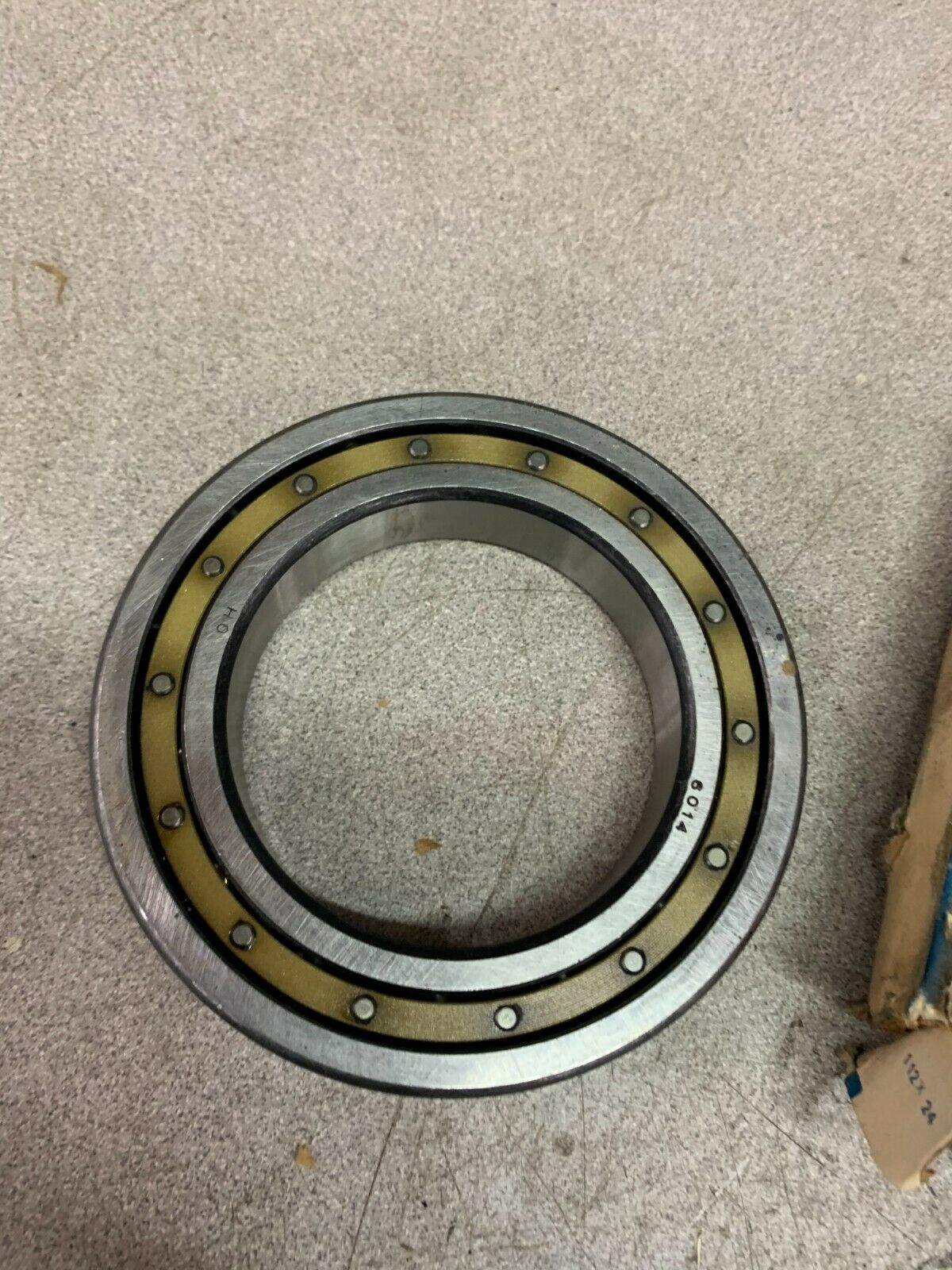 NEW IN BOX SKF ROLLER BEARING 6014 M