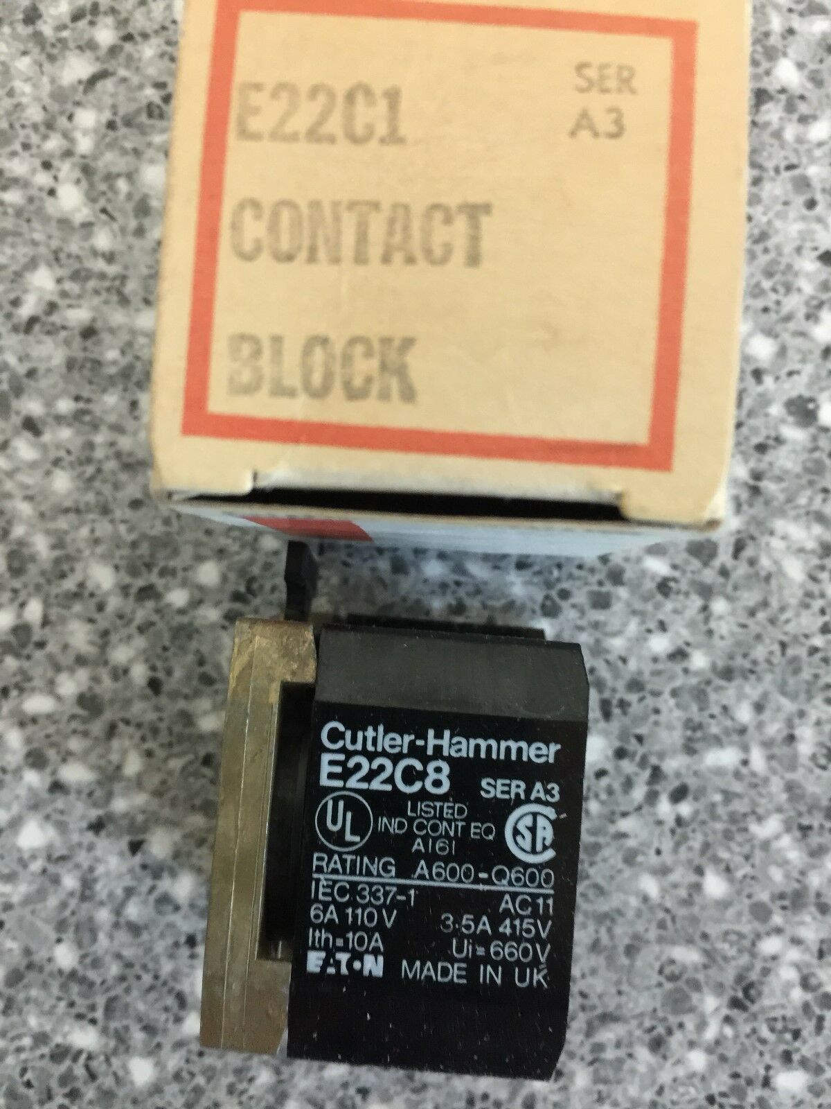 NEW CUTLER HAMMER CONTACT BLOCK E22C1 SERIES A3