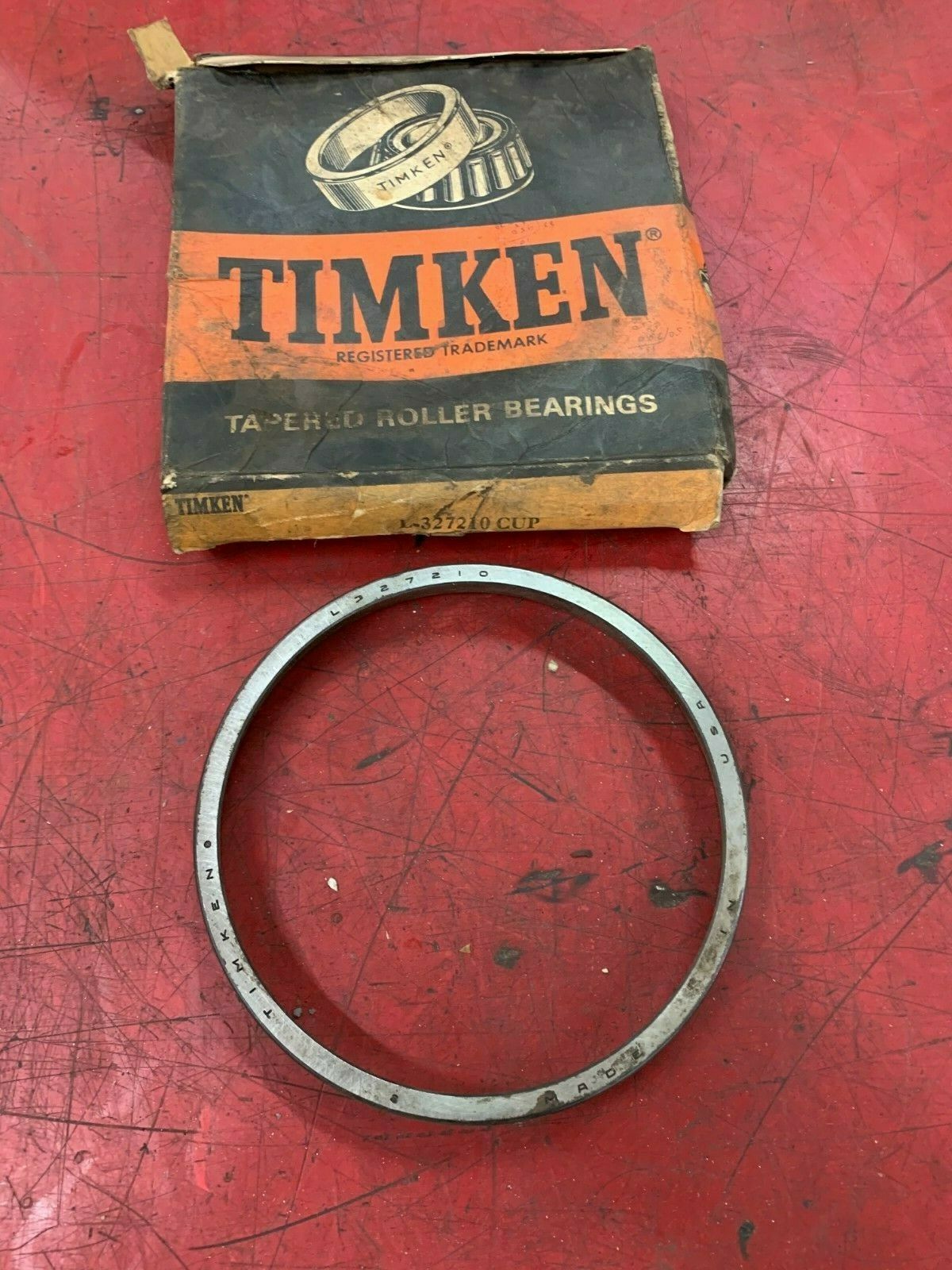 NEW IN BOX TIMKEN BEARING RACE L327210 CUP