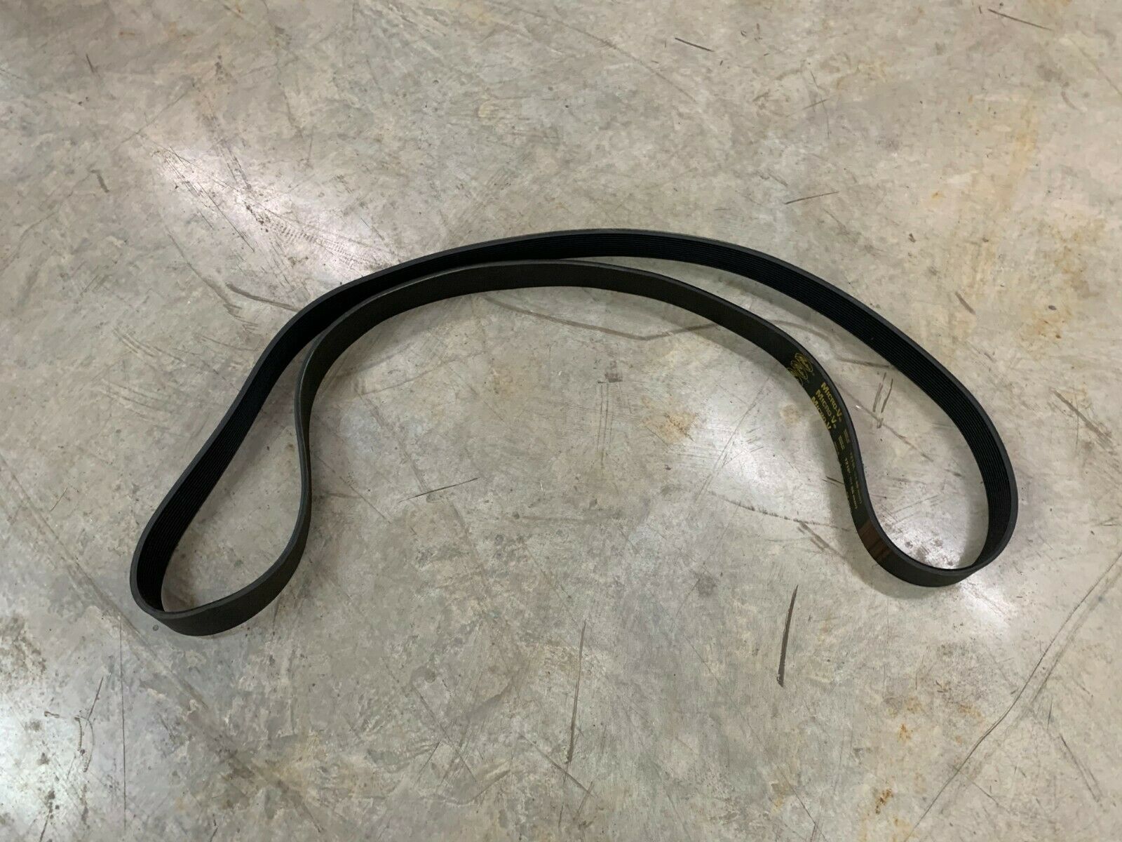 NEW NO BOX GATES MICRO-V BELT 1215L (3086 MM)