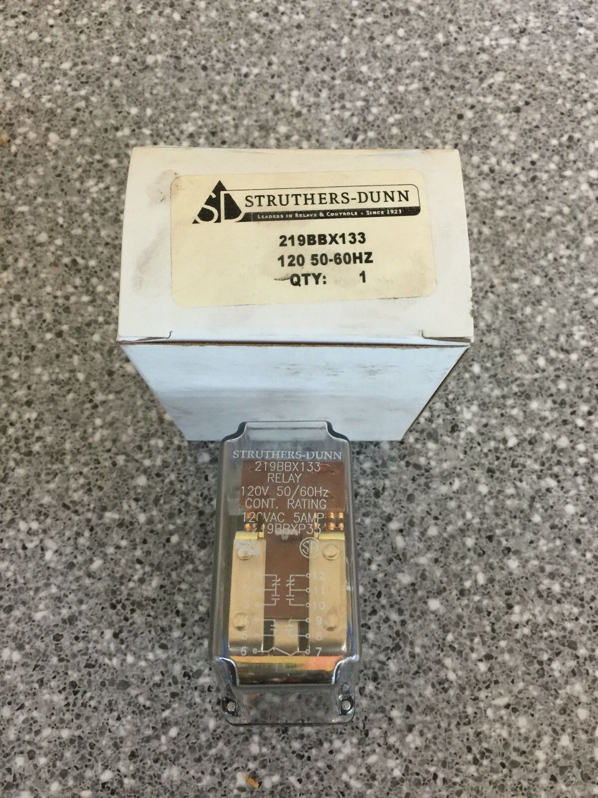 NEW IN BOX STRUTHERS-DUNN RELAY 219BBX133 (120V 50-60 HZ)