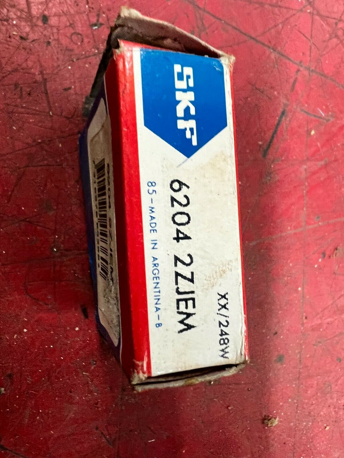 LOT OF 4 NEW IN BOX SKF BALL BEARING 6204 2ZJEM