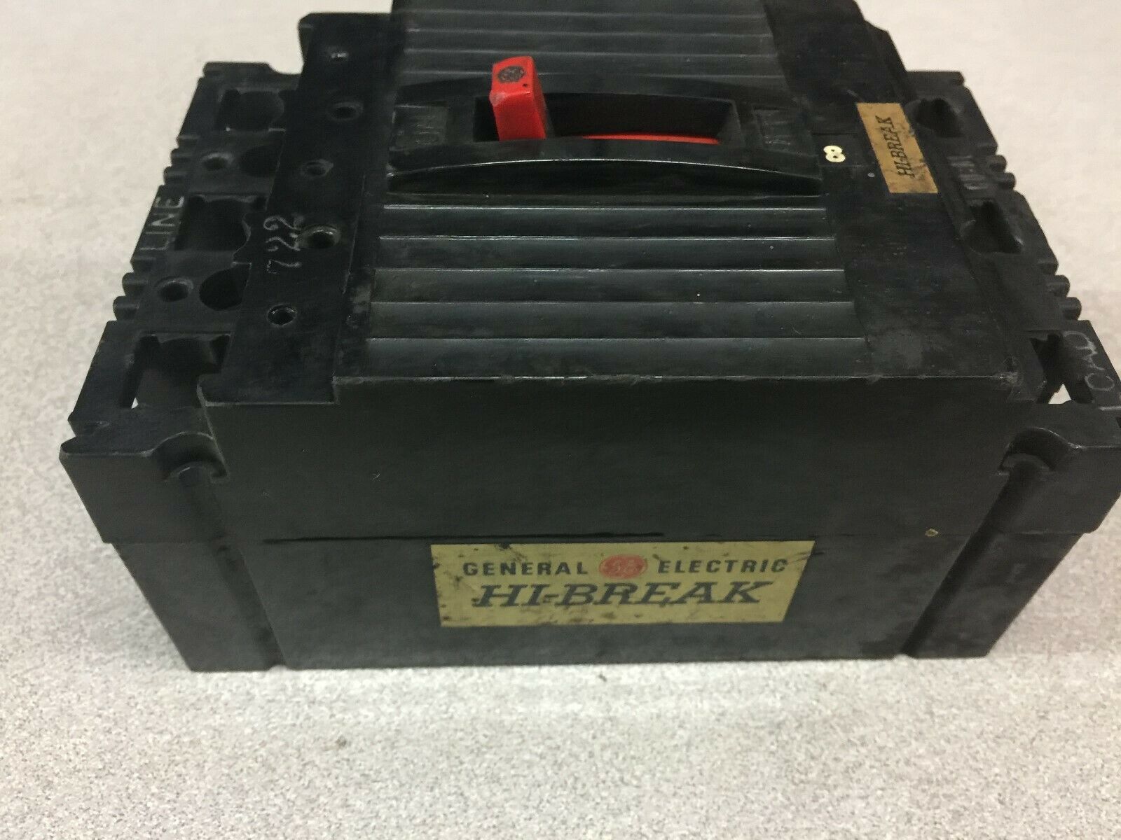 USED GE 100AMP 3POLE 600VAC BREAKER THEF136100