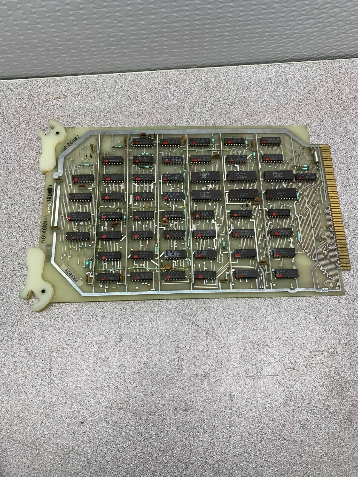 USED INVENSYS CIRCUIT BOARD D0140KN AA