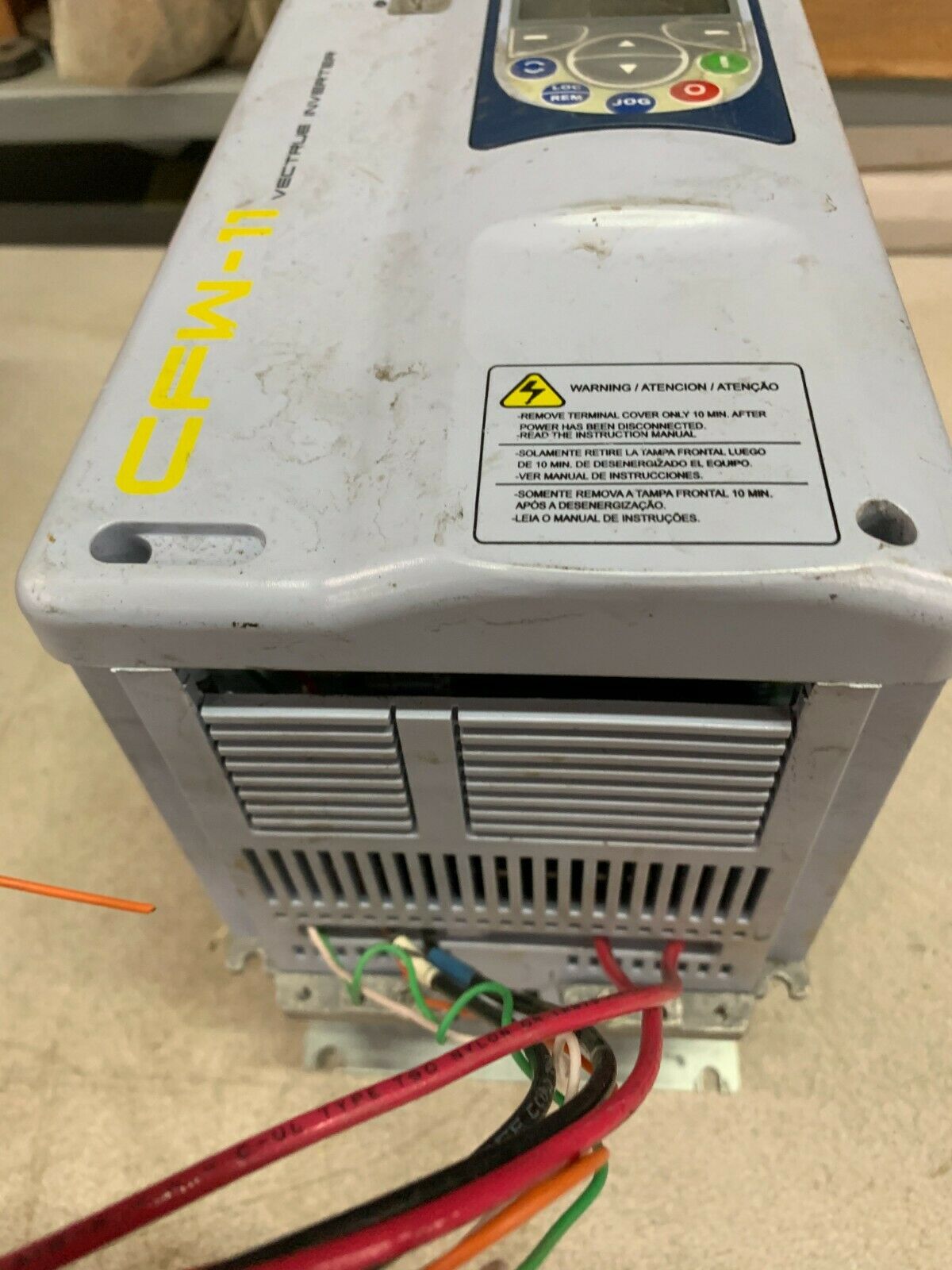 USED WEG VECTRUE INVERTER DRIVE NACFW110010T40N1Z