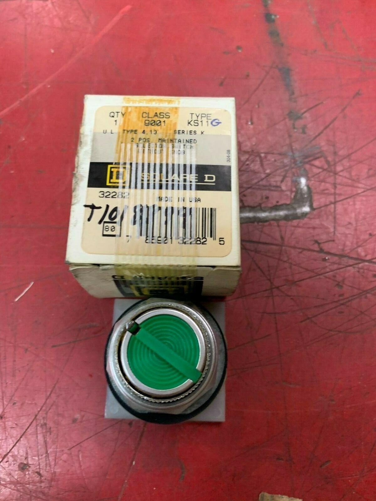 NEW IN BOX SQUARE D GREEN PUSHBUTTON 9001 KS11G