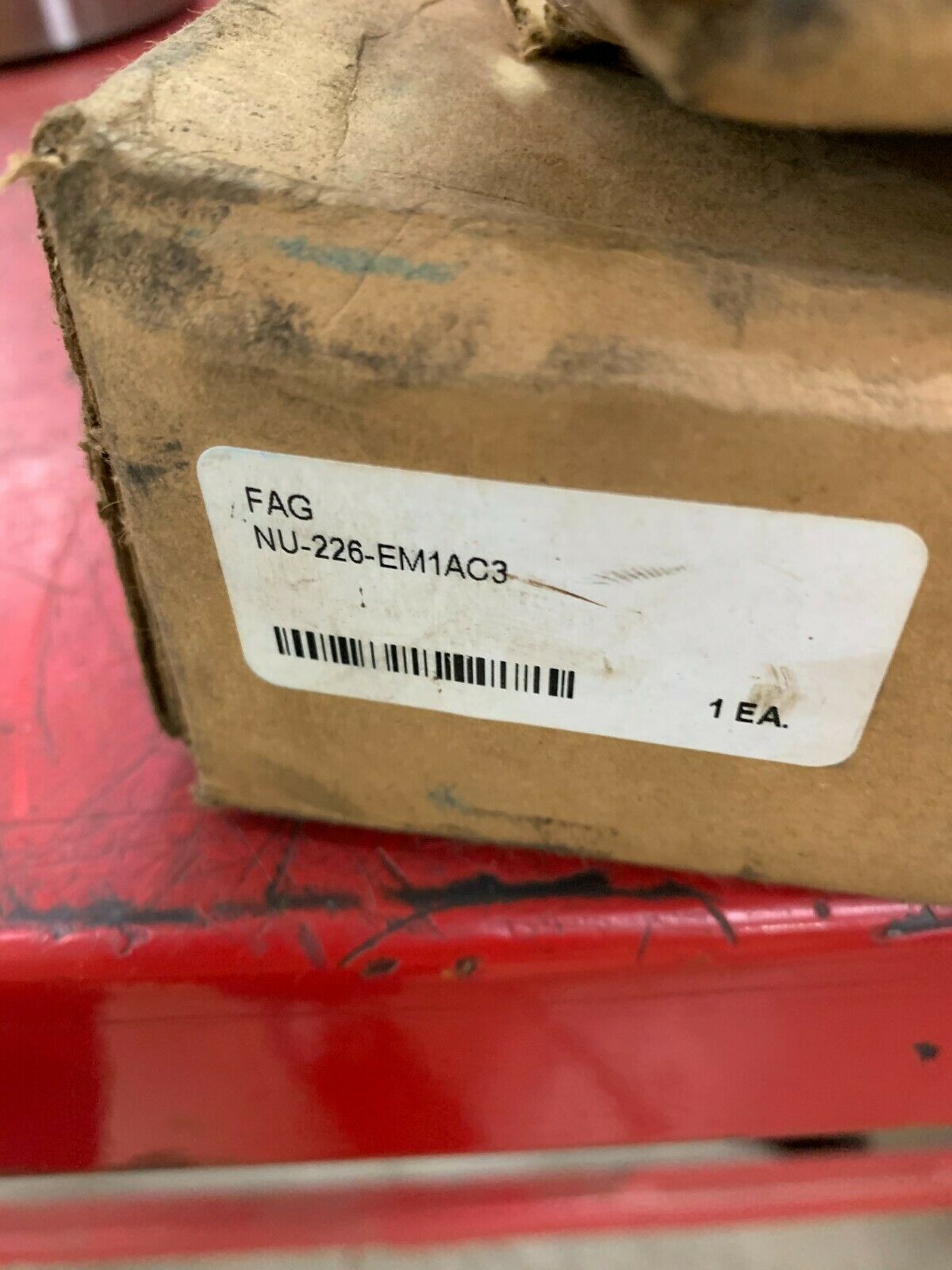 NEW NO BOX FAG NU226EM1AC3 CYLINDRICAL ROLLER BEARING NU226E.C3