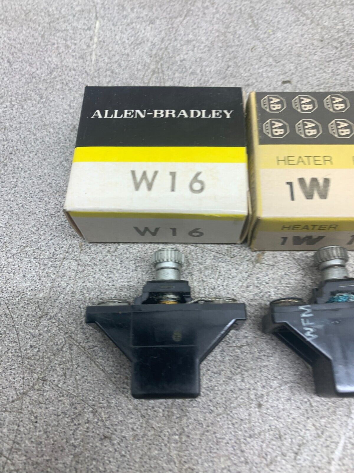 LOT OF 3 NEW IN BOX ALLEN-BRADLEY HEATER ELEMENTS W16