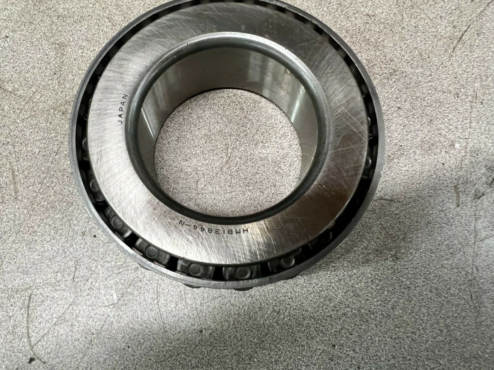 NEW IN BOX KOYO ROLLER BEARING HM813844