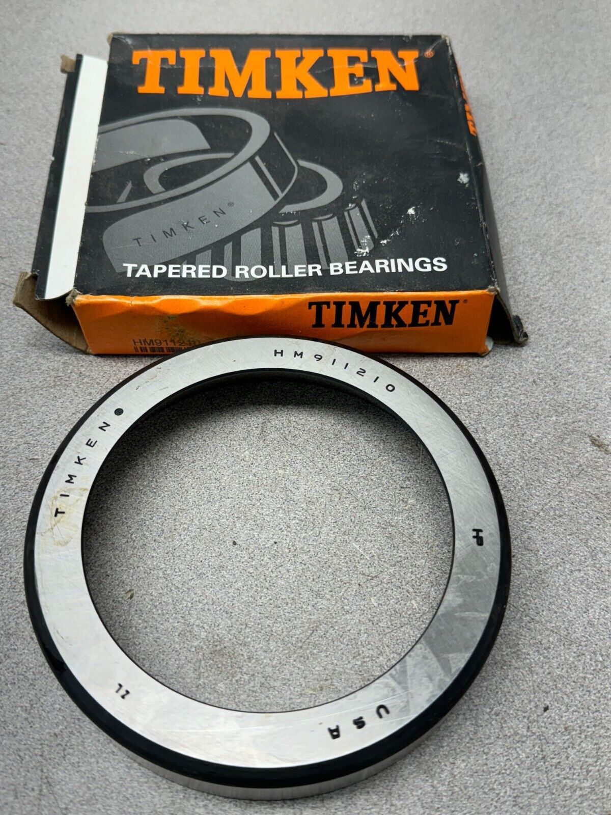 NEW IN BOX TIMKEN BEARING HM911210