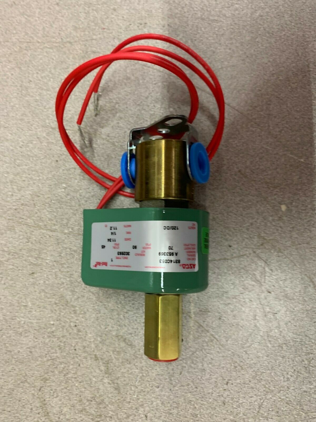 NEW IN BOX ASCO 1/4" SOLENOID VALVE 8314C053