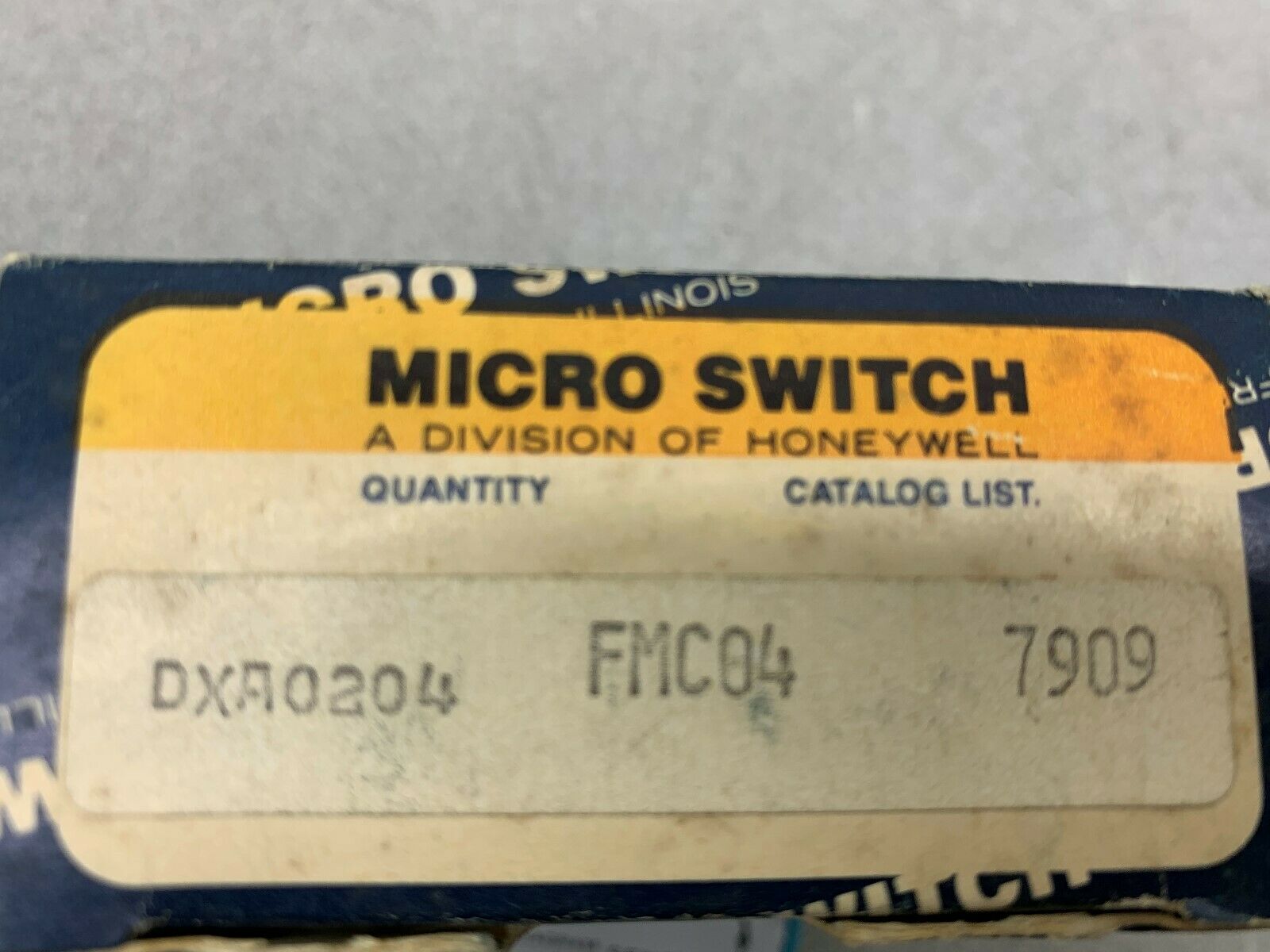 NEW IN BOX MICRO SWITCH  COVER FMC04