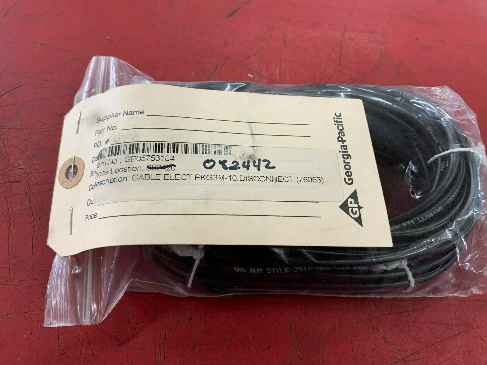 NEW NO BOX BANNER CONNECTOR CABLE PKG3M-10