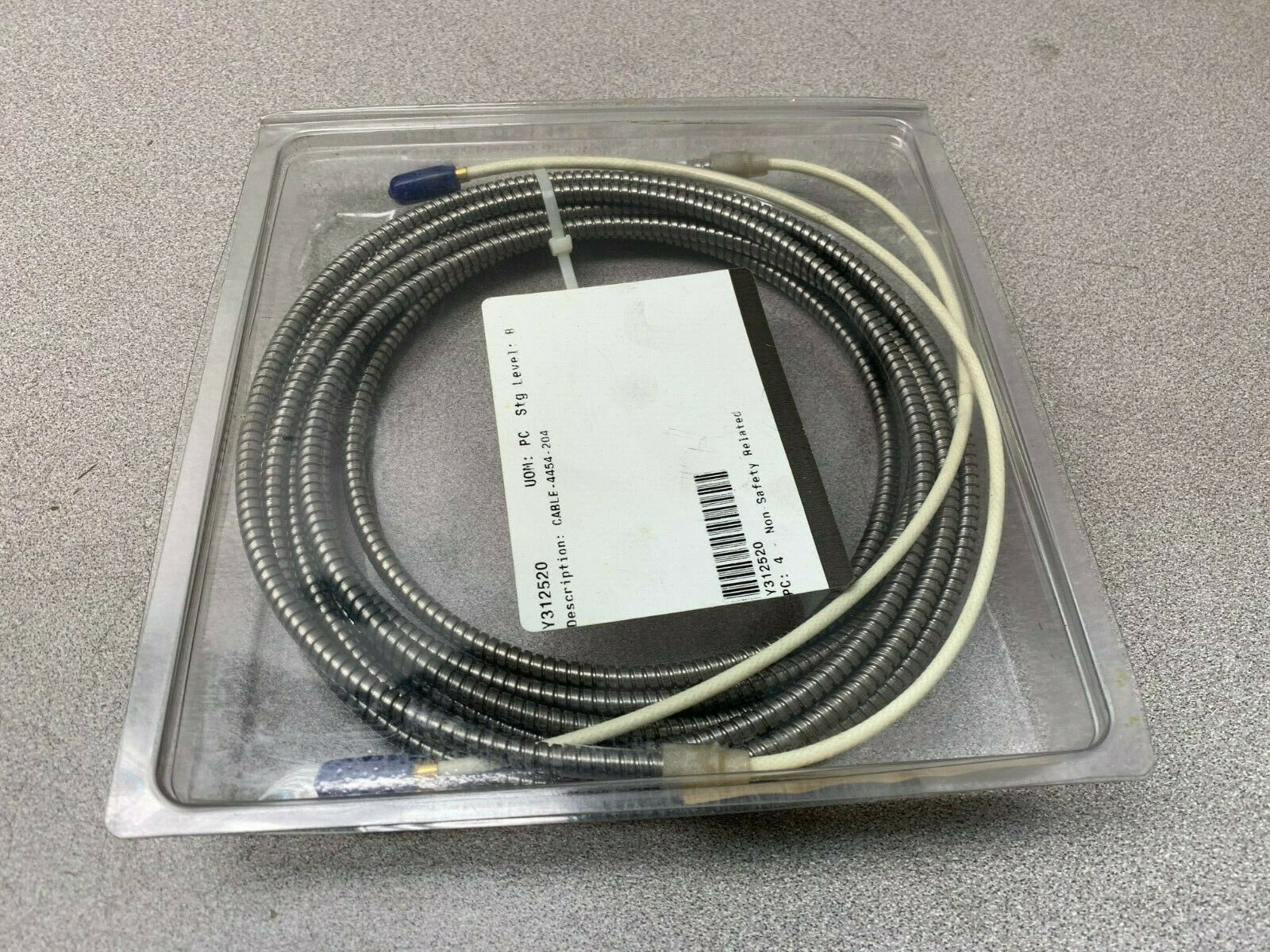 NEW IN PACKAGE BENTLY NEVADA CABLE 4454-204