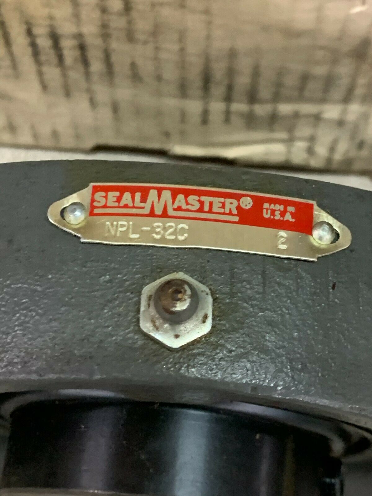 NEW IN BOX SEALMASTER PILLOW BLOCK BEARING 2" BORE NPL-32C