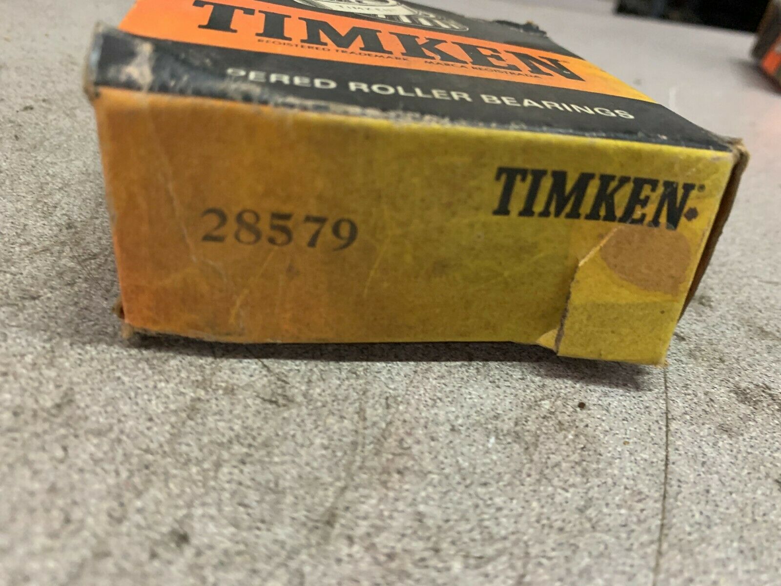 NEW IN BOX TIMKEN ROLLER BEARING 25879