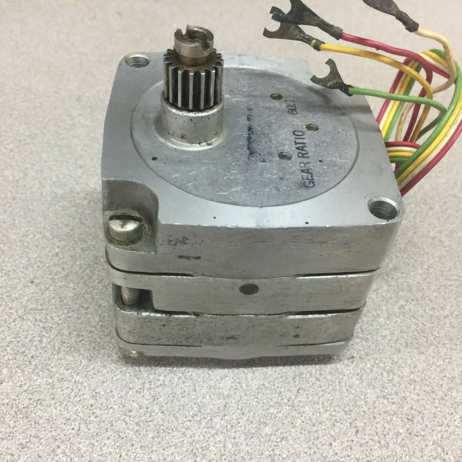 NEW NO BOX HONEYWELL SERVO MOTOR 362479-3