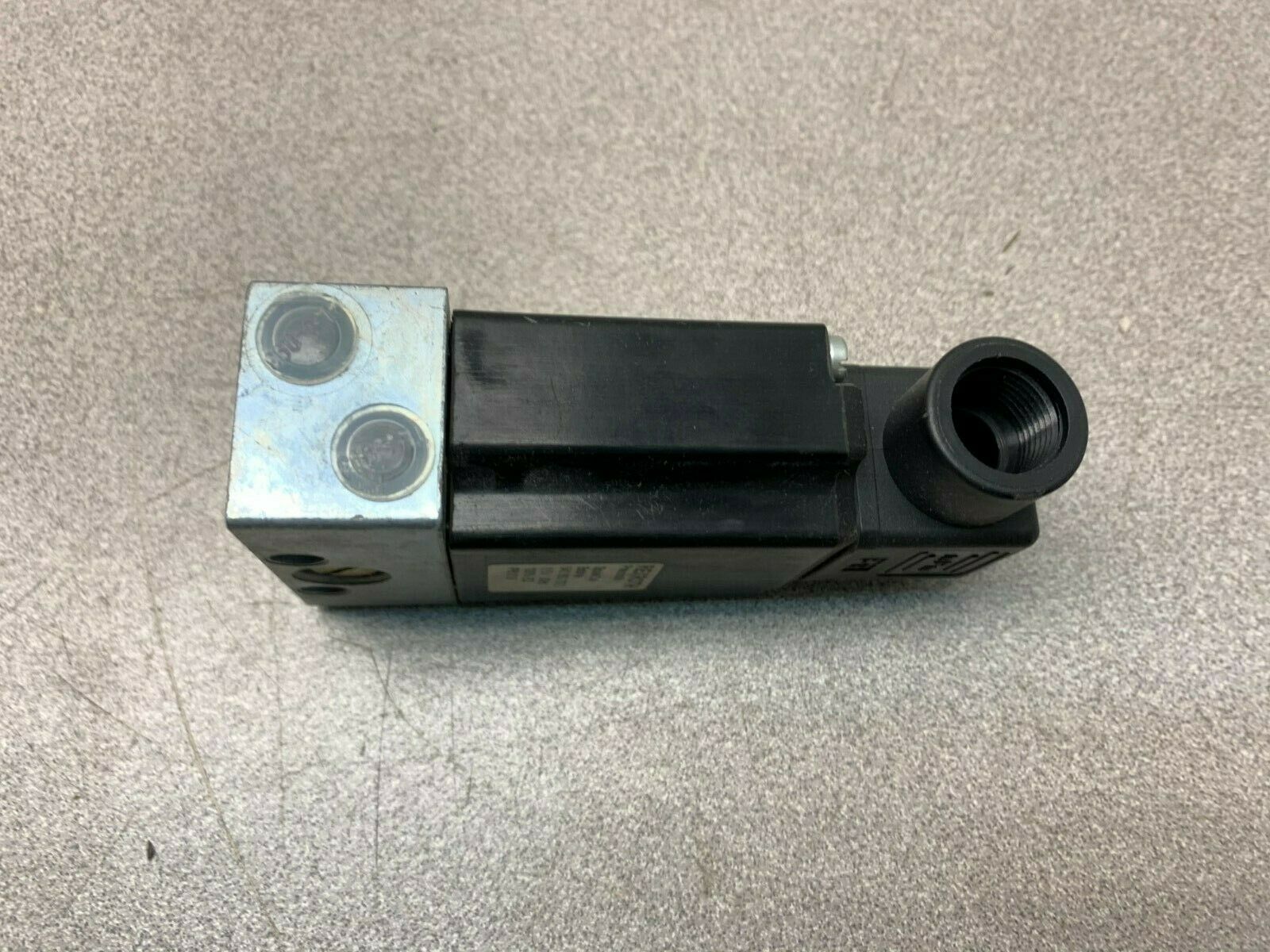 USED REXROTH SOLENOID VALVE 5428937072