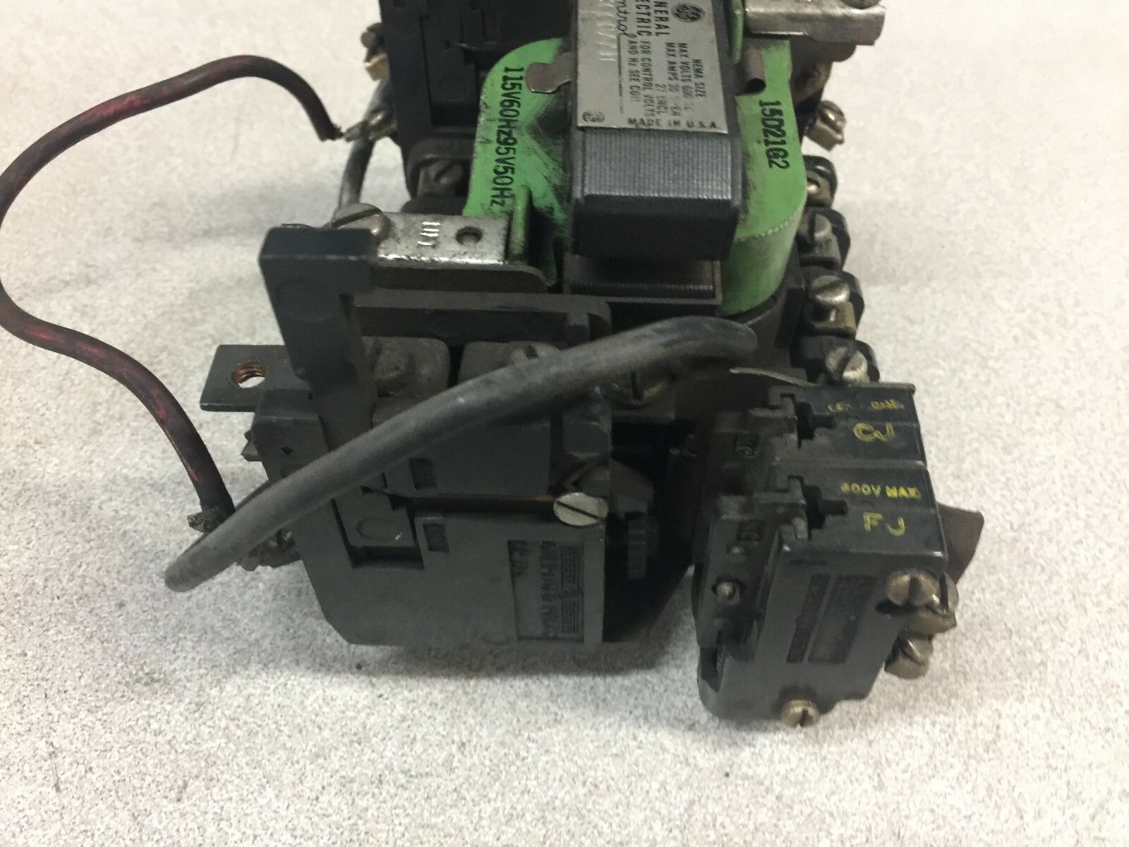 USED GE 30AMP 600VAC 115VAC CONTACTOR CR105C000AAH