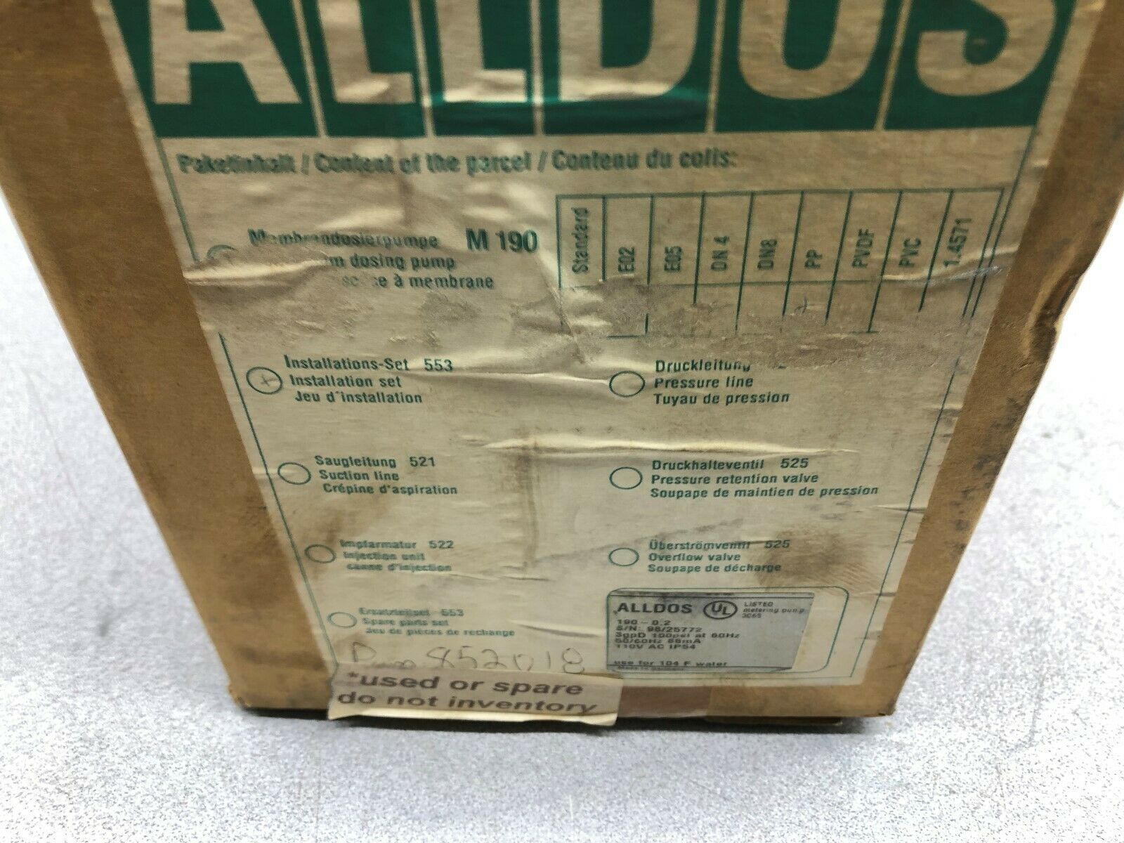 NEW IN BOX ALLDOS METERING PUMP (CORD SET GRIP DAMMAGED) M190