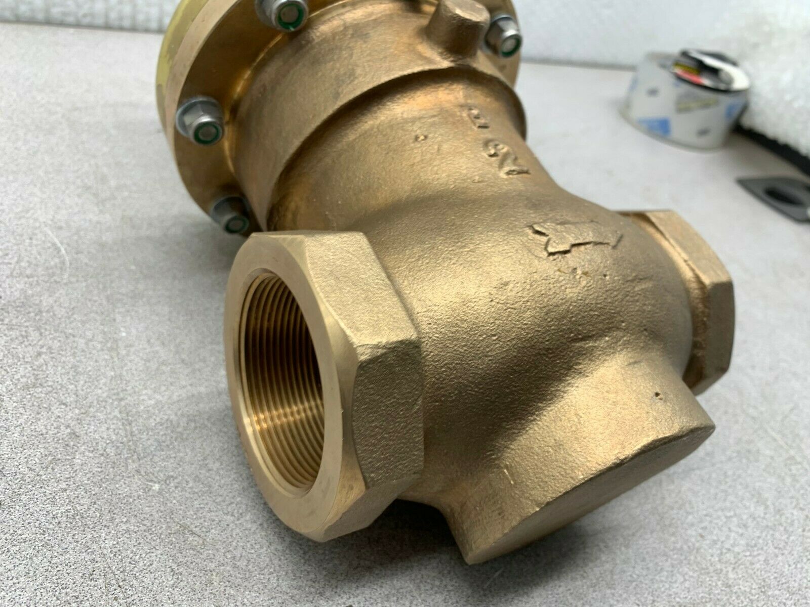 NEW NO BOX CIRCOR INSTRUMENTATION 2" ATKOMATIC VALVE 5700-300PIAA3S