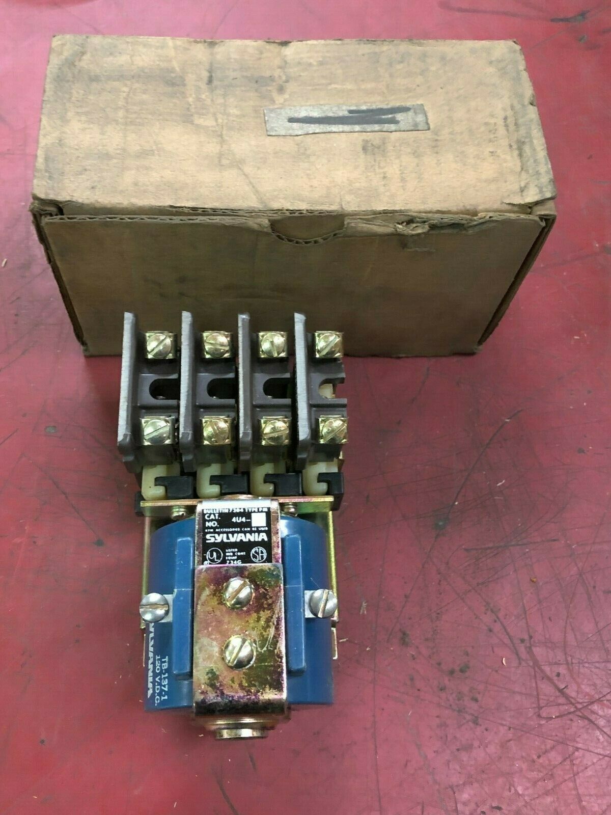 NEW IN BOX SYLVANIA TYPE PM DC RELAY 4U4-1 WITH 120VDC. COIL 4 N.O CONTACTS