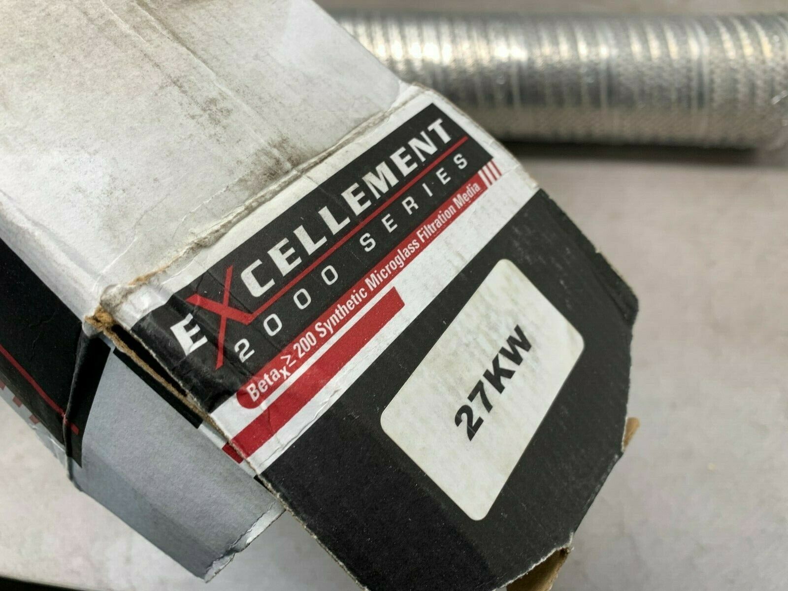 NEW IN BOX EXCELLEMENT 2000 SERIES FILTER ELEMENT 7" Long X 3.9" Dia. 27KW