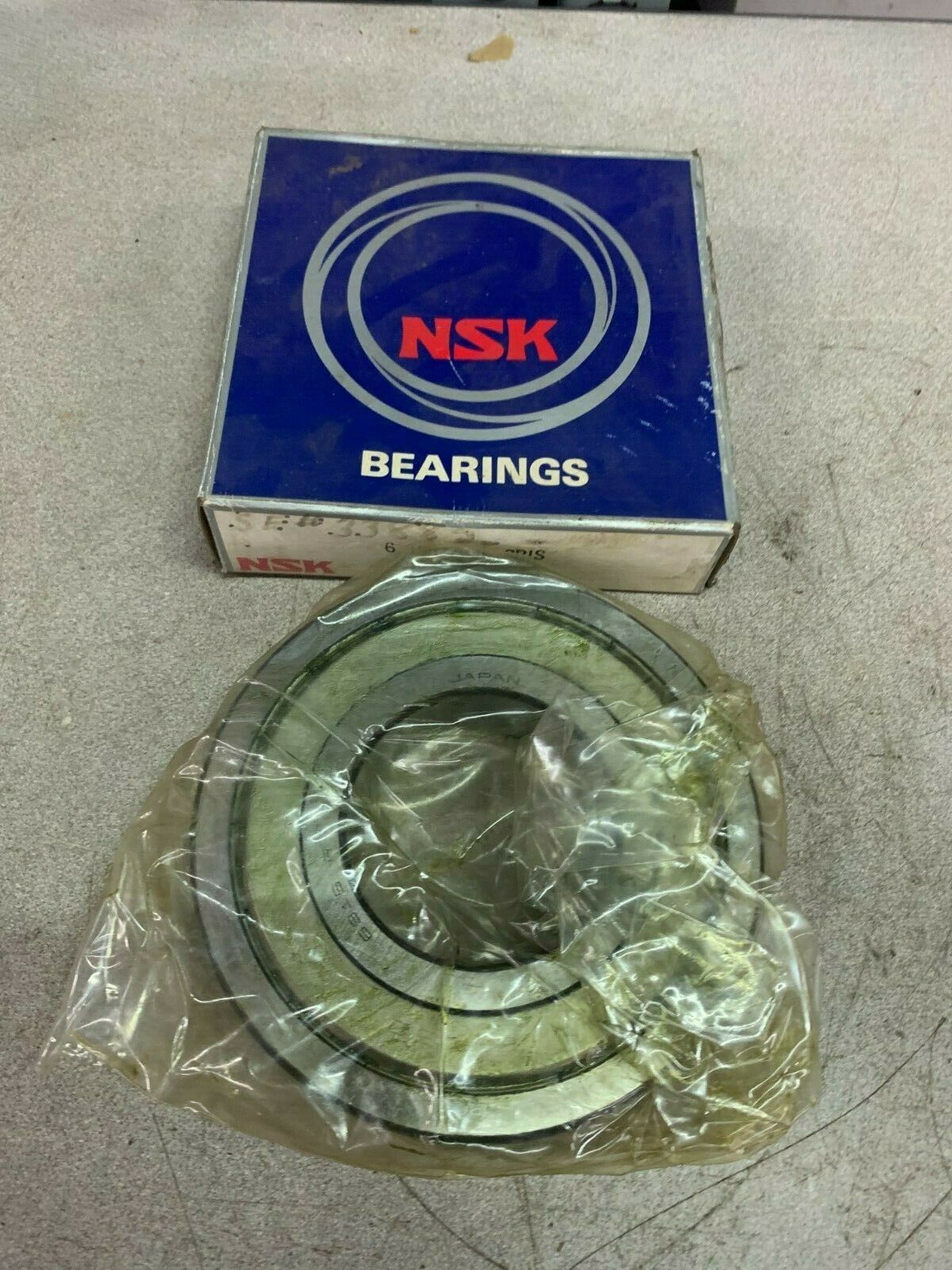 NEW IN BOX NSK BALL BEARING 6315RZZC3E