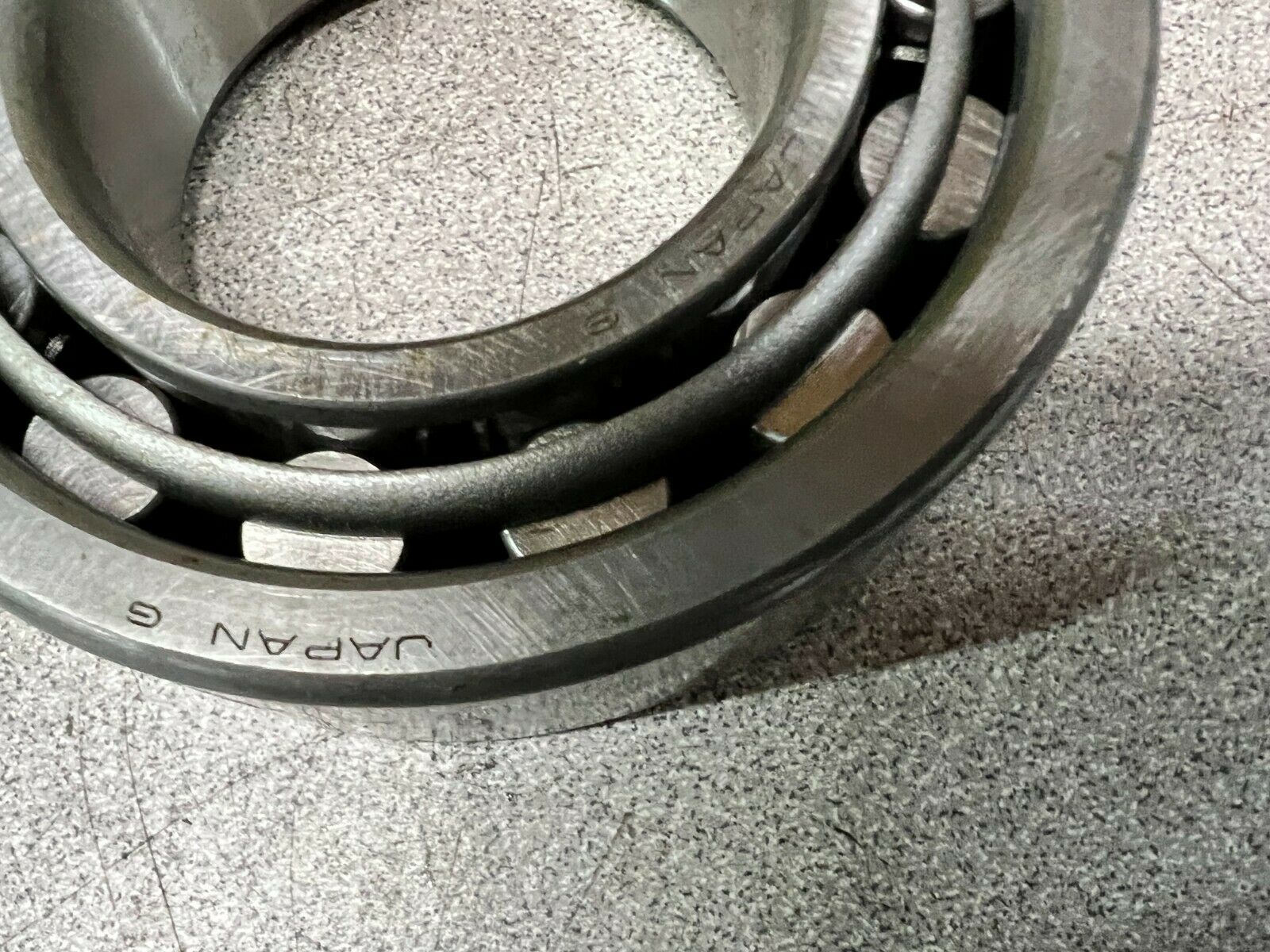 NEW IN BOX NSK NU2209C3 2209 CYLINDRICAL ROLLER BEARING  NU2209WC3