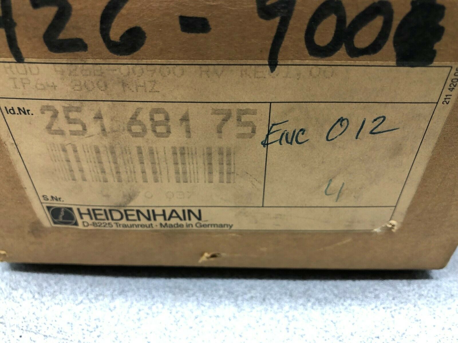 NEW IN BOX HEIDENHAIN ROTORY ENCODER ROD 426B-900