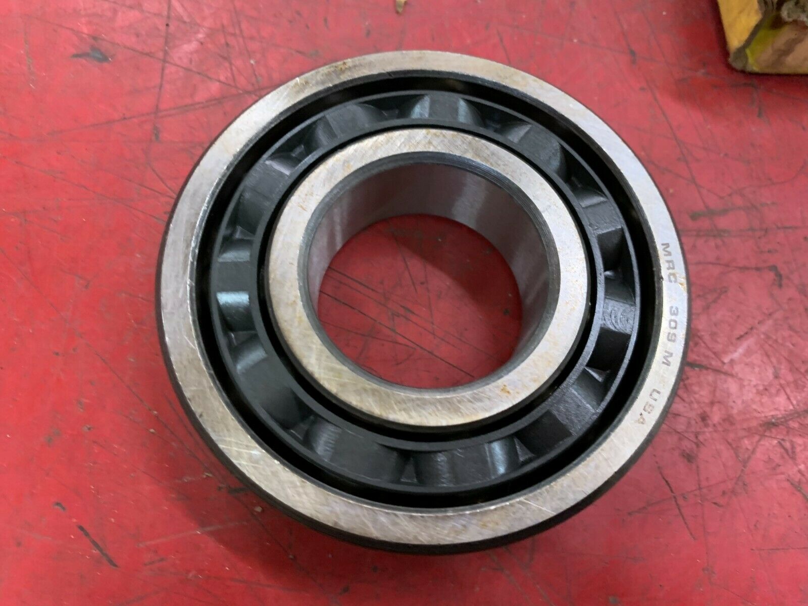 NEW IN BOX MRC ROLLER BEARING 309M