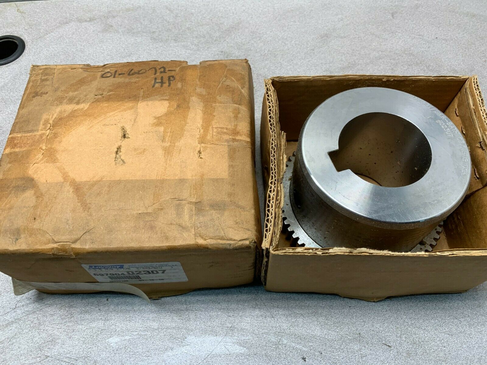 NEW IN BOX LOVEJOY C3.5 2-7/8 3/4X3/8KW HUB 697904 02307