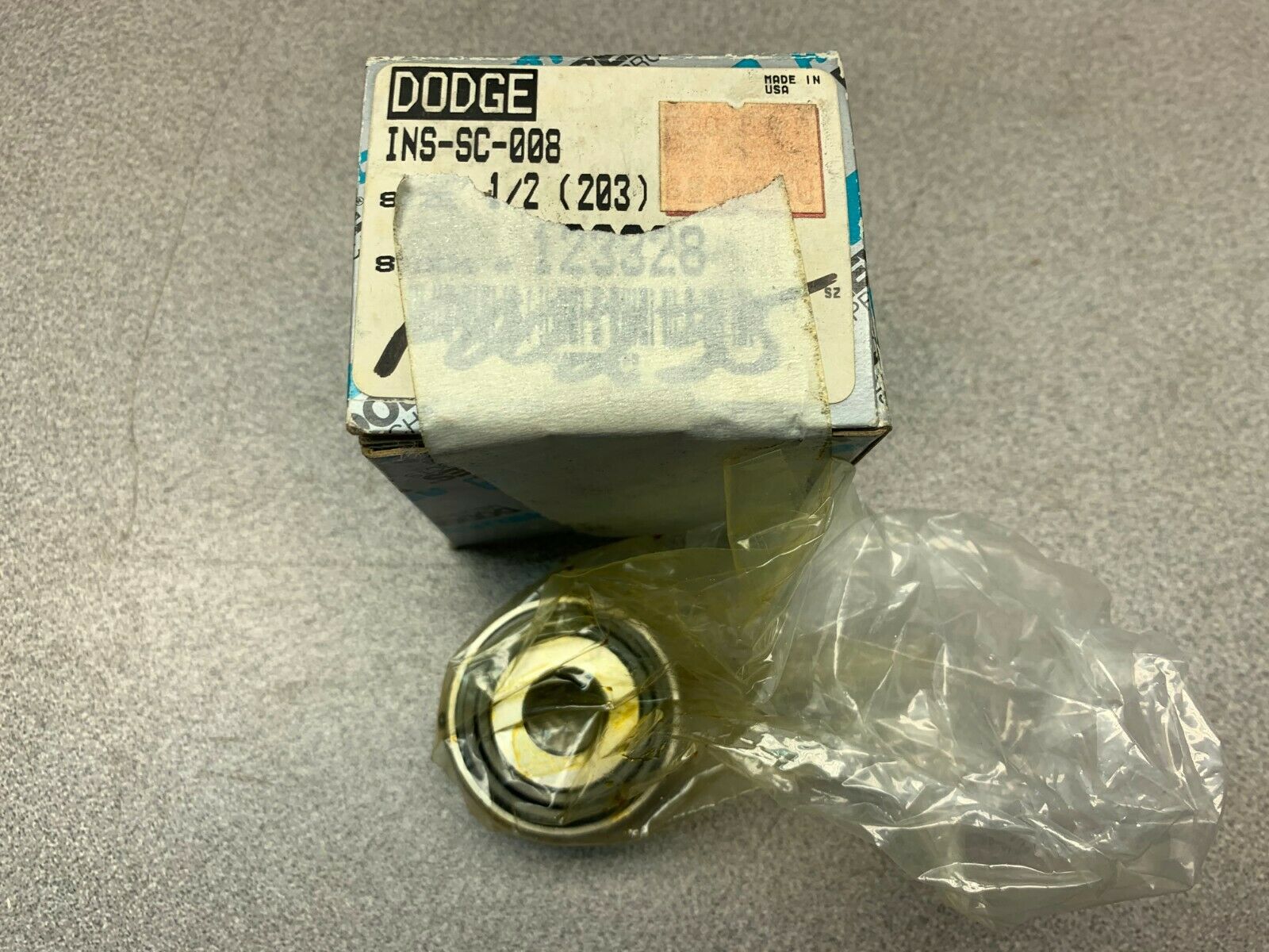 NEW IN BOX DODGE BEARING INS-SC-008