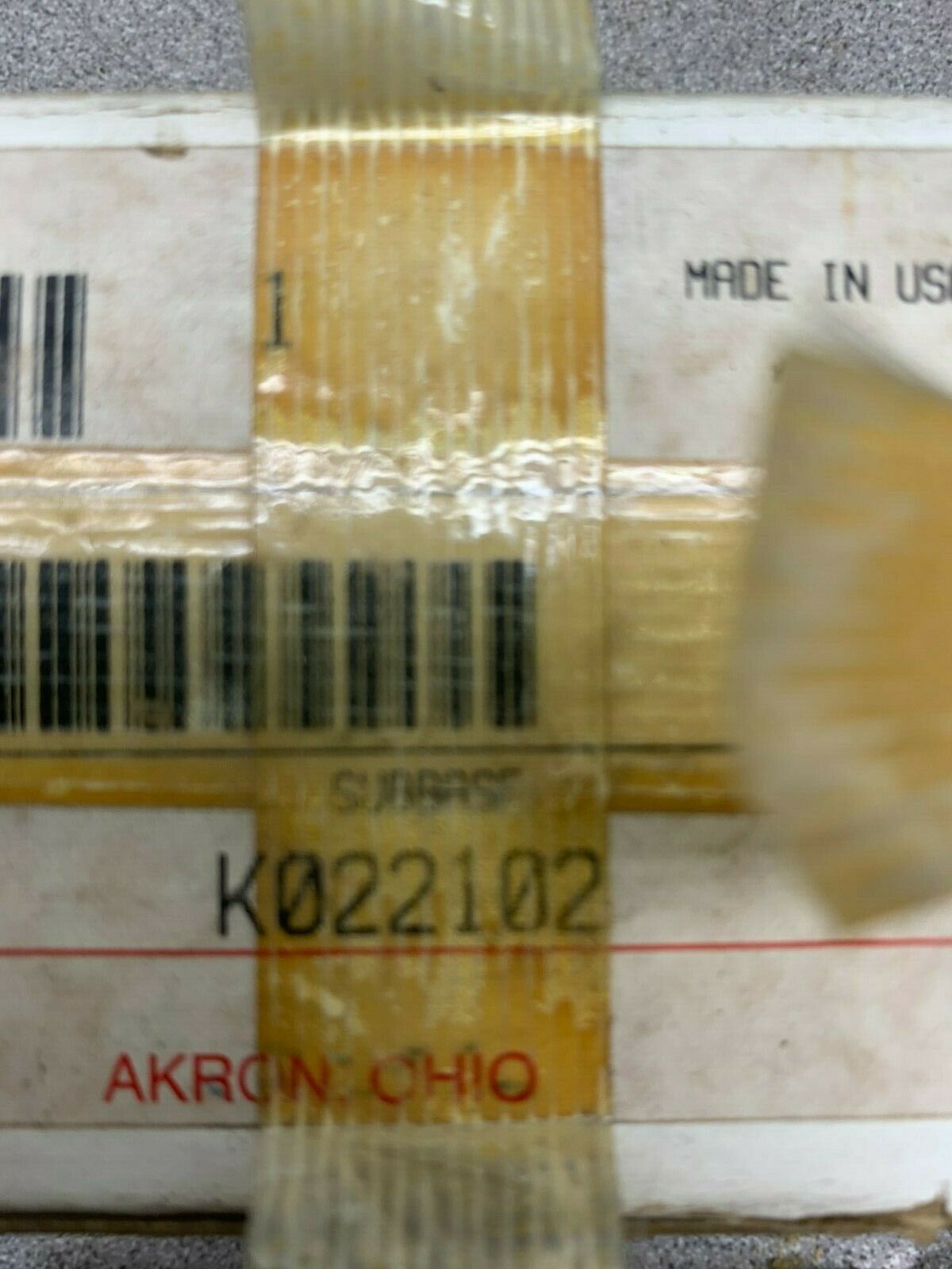 NEW IN BOX SCHRADER BELLOWS SUB BASE K022102