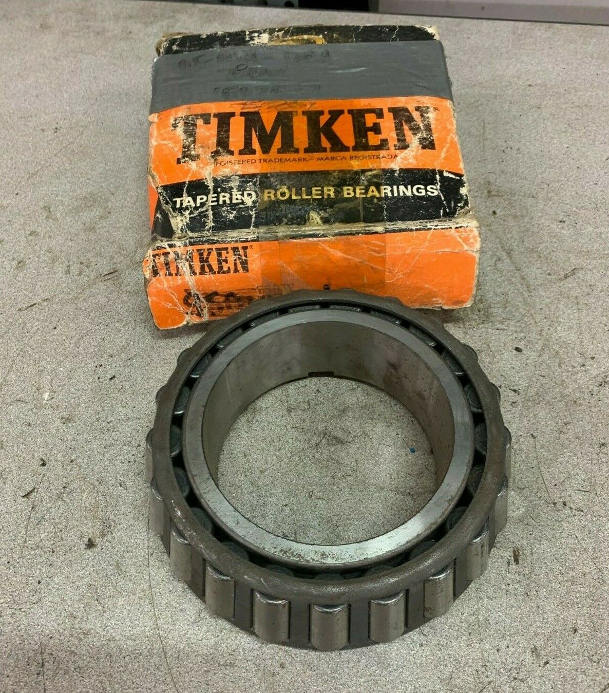 NEW IN BOX TIMKEN TAPERED ROLLER BEARING 780W