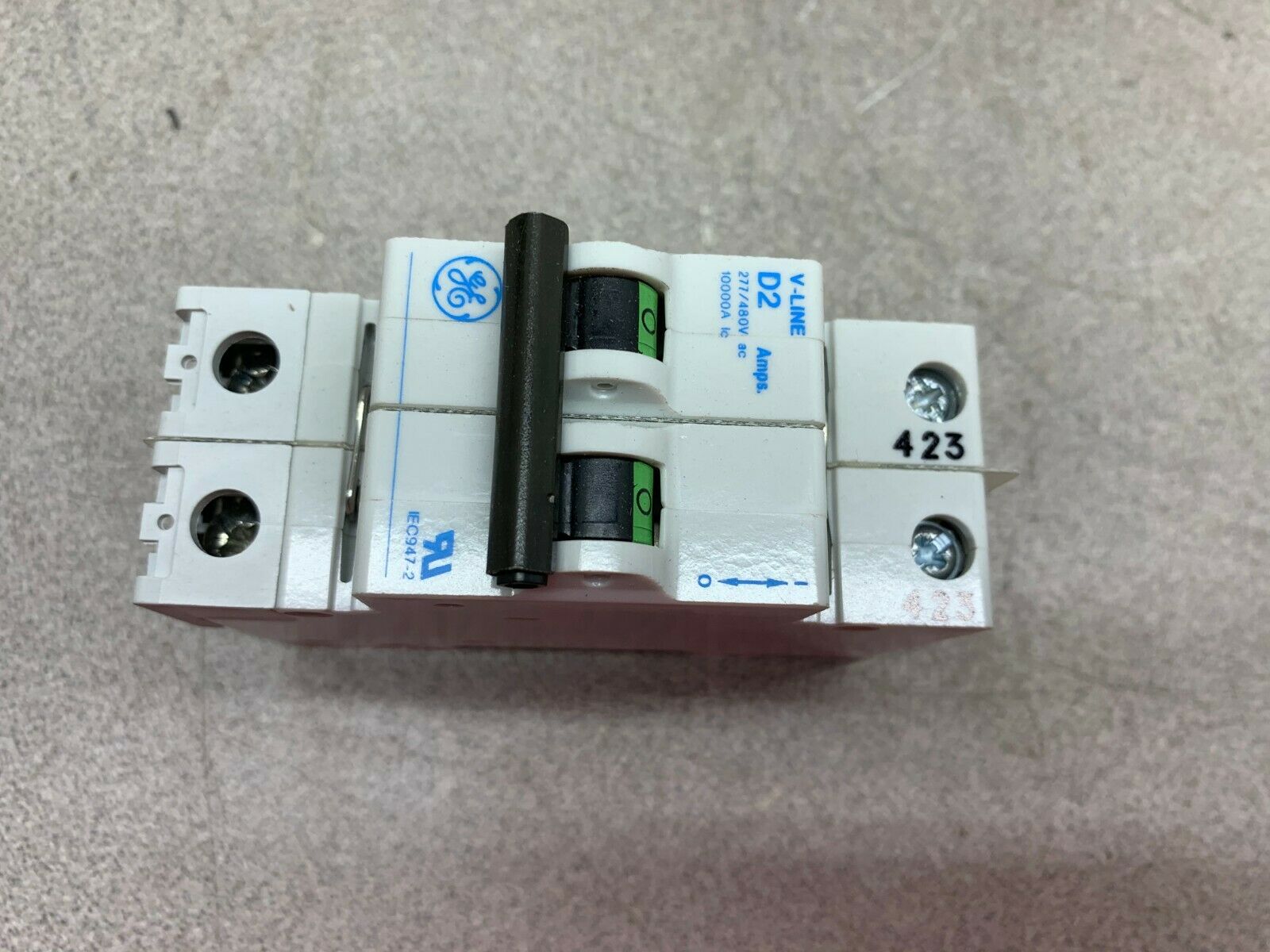 BOX OF 6 NEW IN BOX GE BREAKER V37202