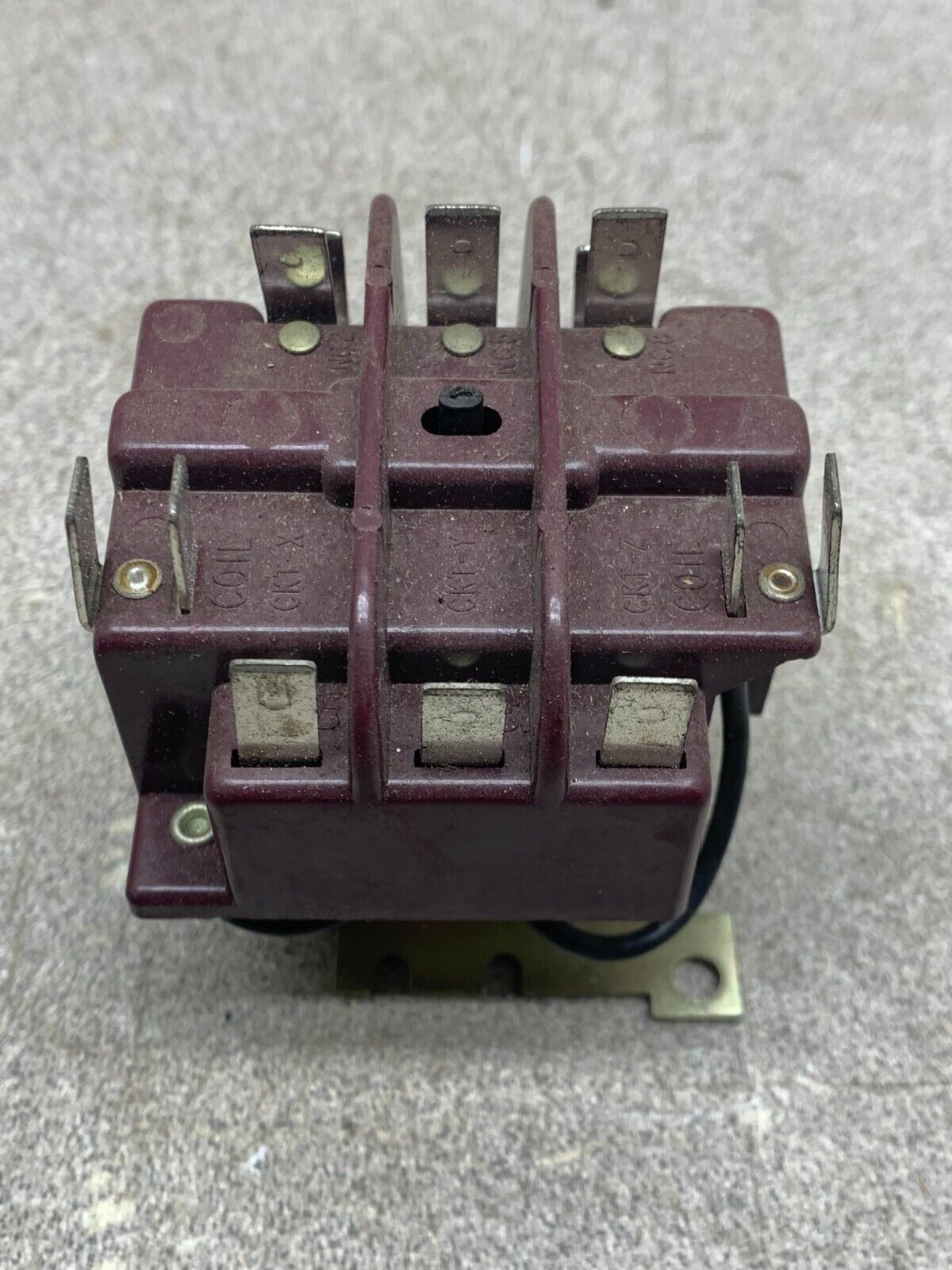 NEW NO BOX ESSEX RELAY WITH 24VDC. COIL 192-321111-11500