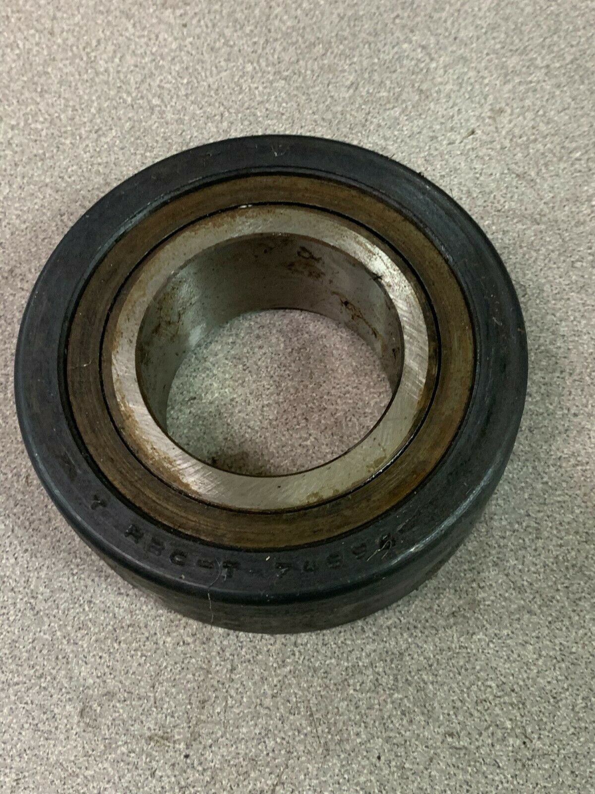 NEW NO BOX RBC SHEAVE BEARING T 74996